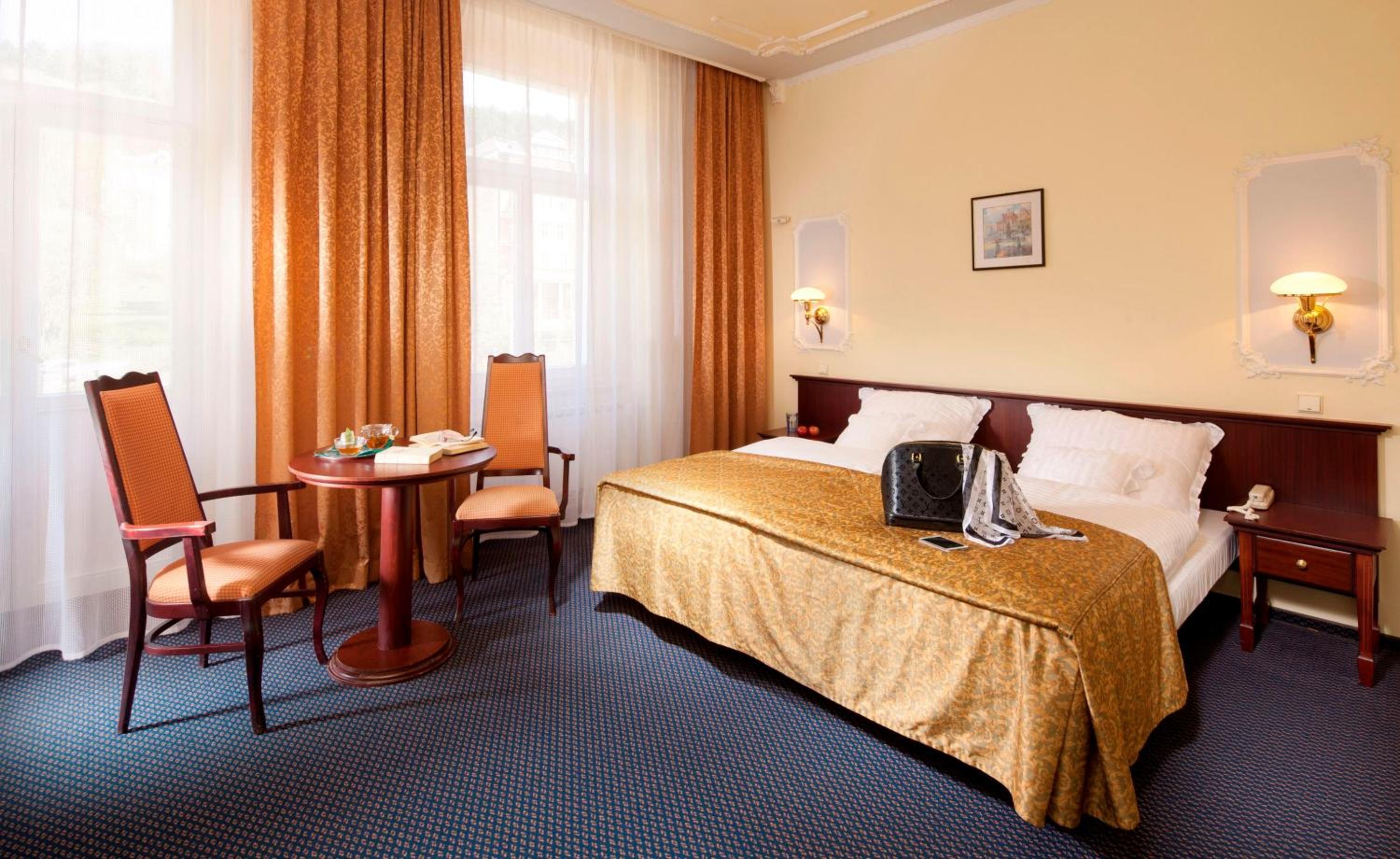 Double or Twin Room with Spa Access photo 1