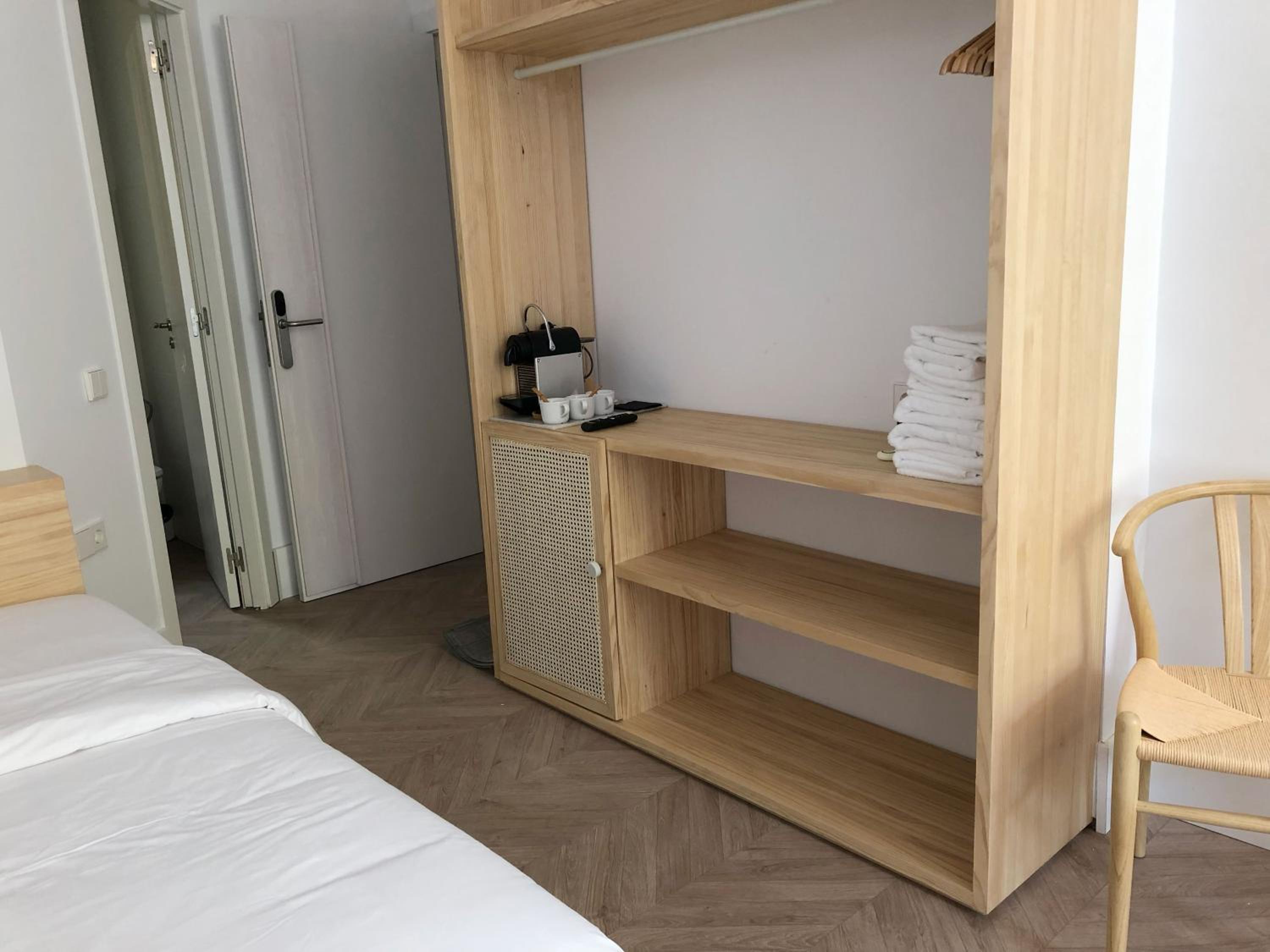 Classic Triple Room photo 2