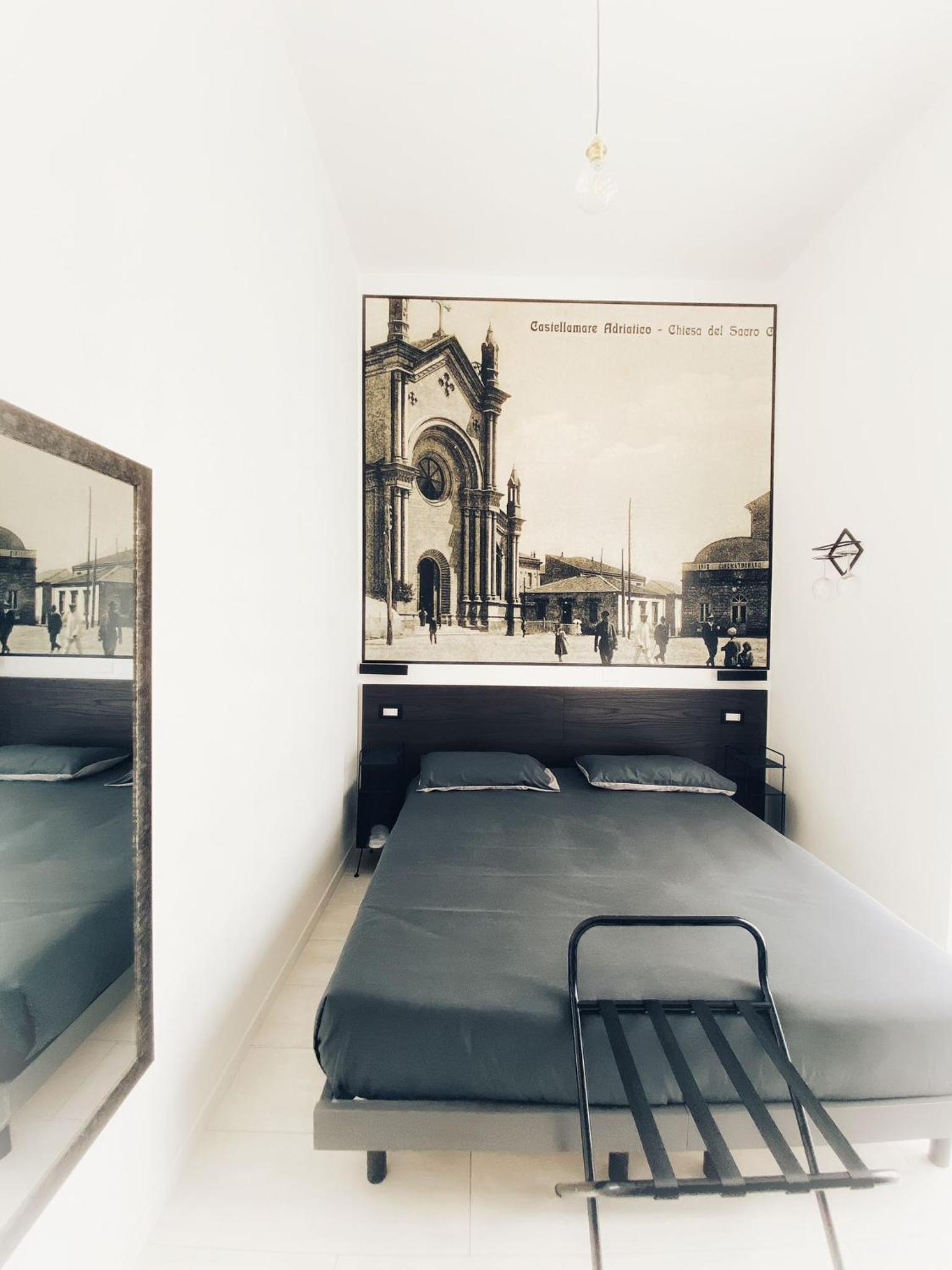 Superior Double or Twin Room with City View - Photo 7