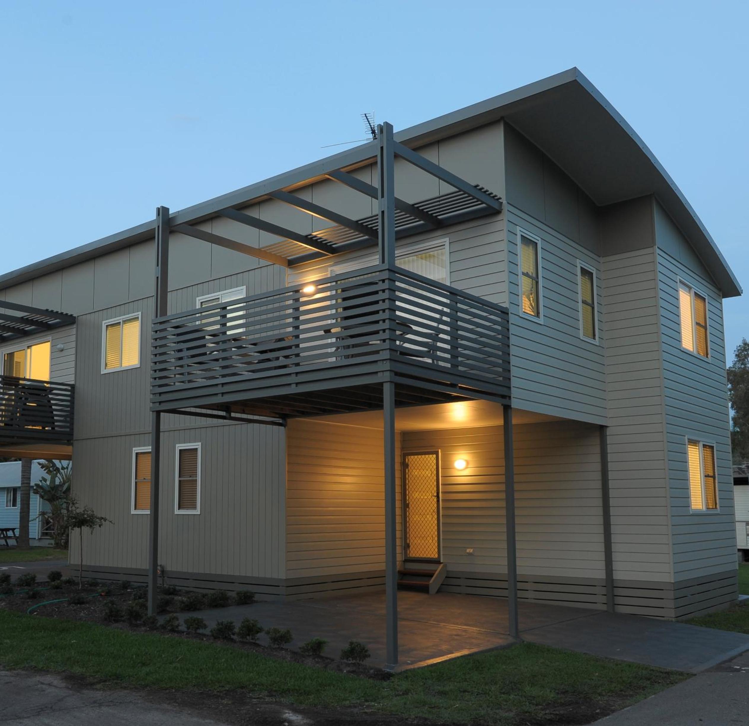 Three-Bedroom Townhouse photo 3