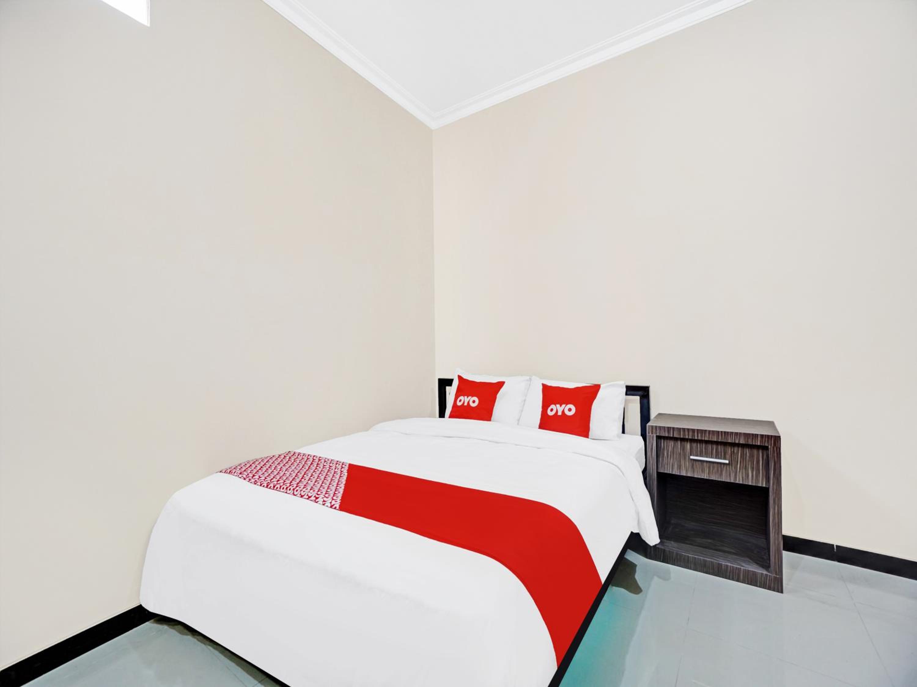 Deluxe Double Room - Photo 1