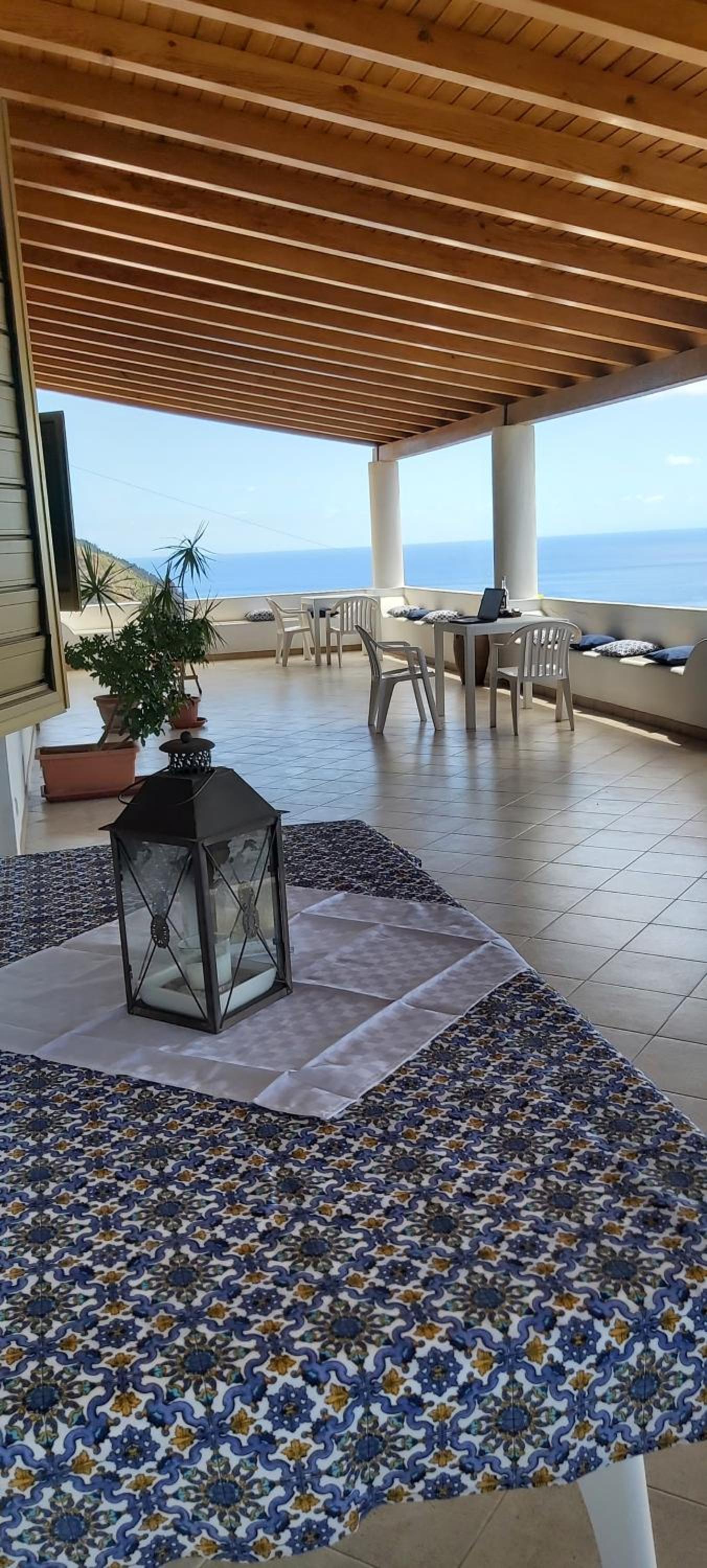 Superior Triple Room with Sea View - Photo 4