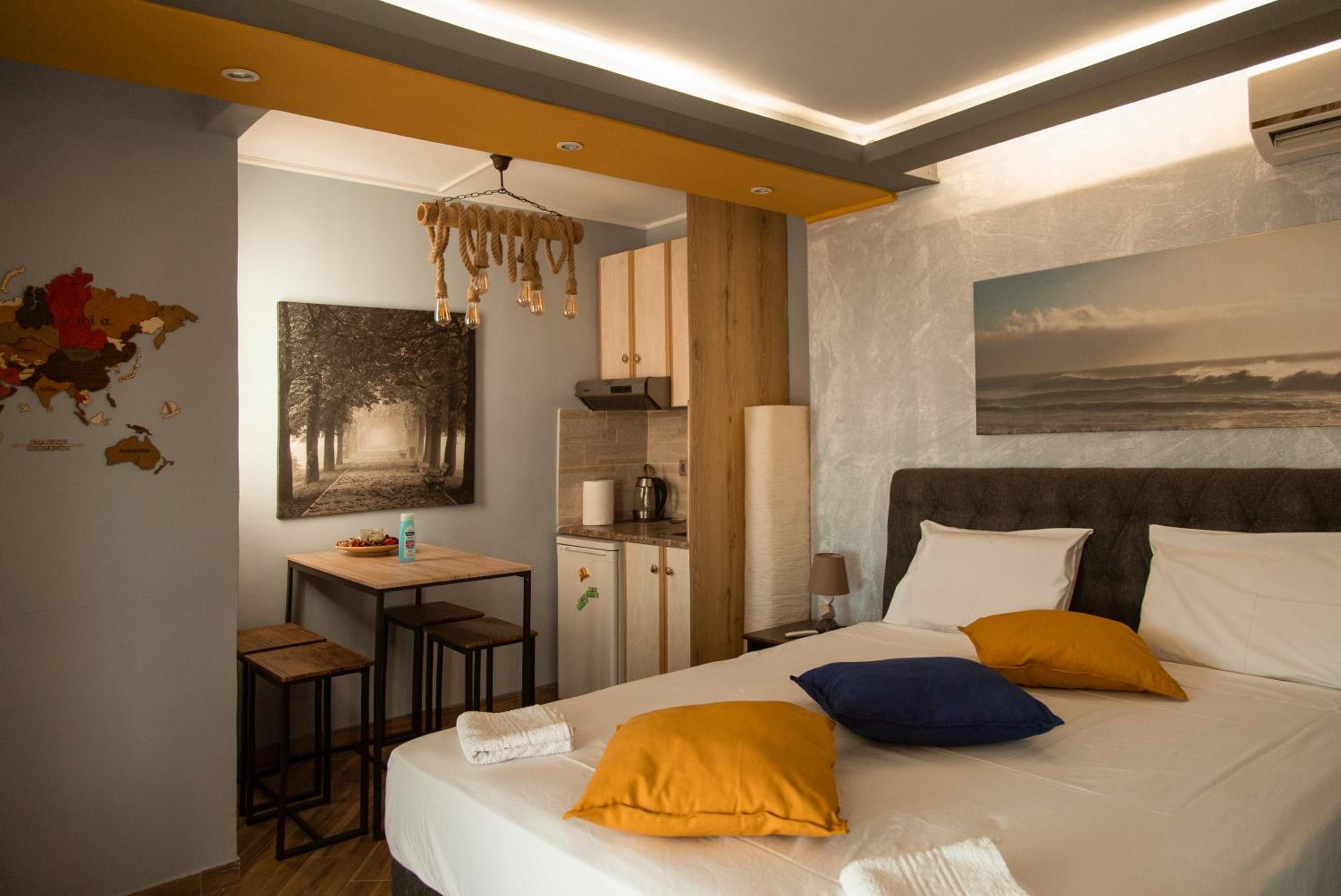 Studio Apartment