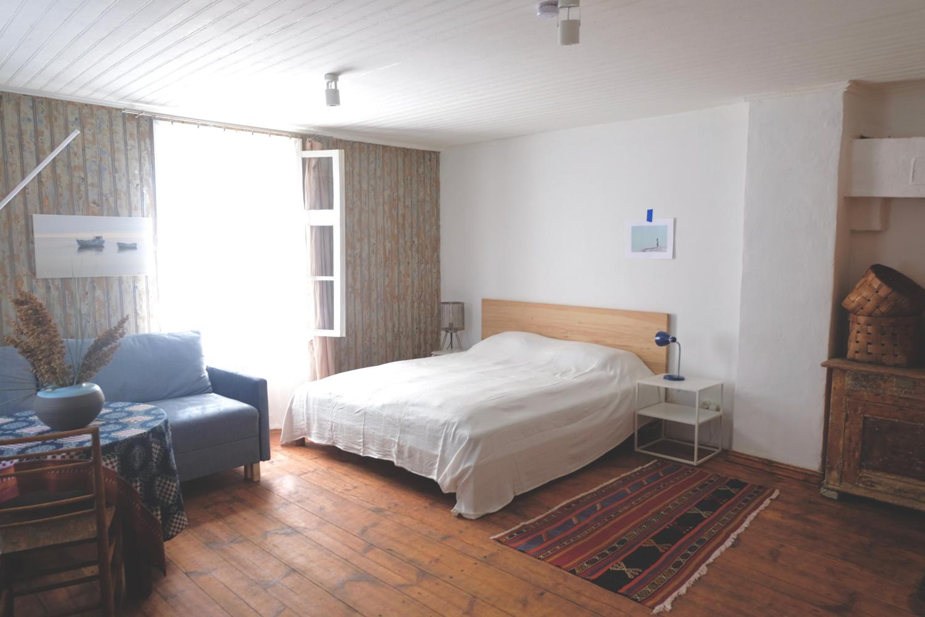 Deluxe Family Room photo 1