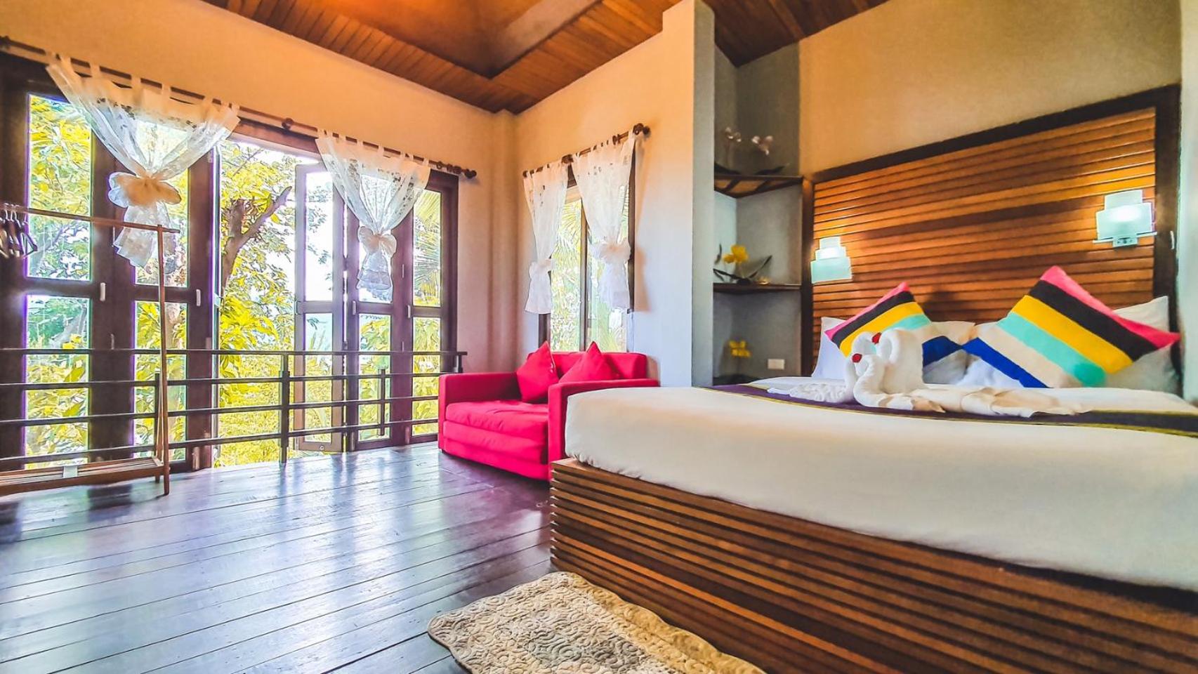 Two-Bedroom Villa - Photo 7