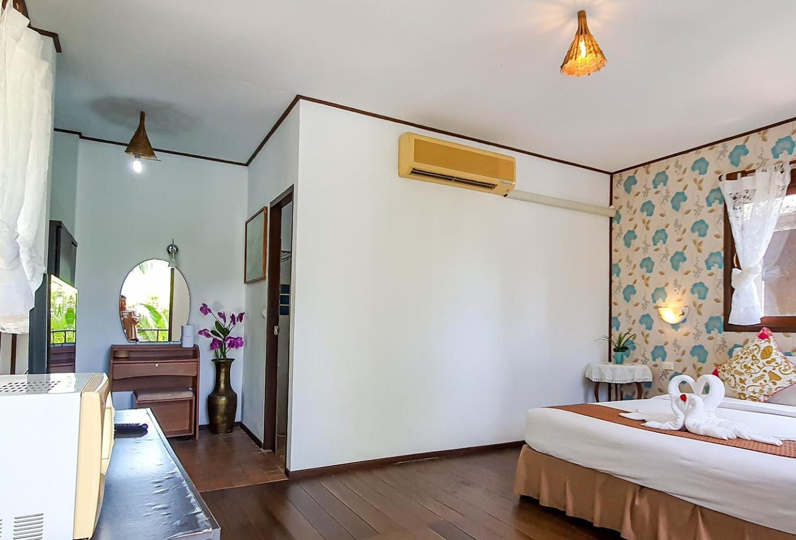 Deluxe Bungalow - Photo 4