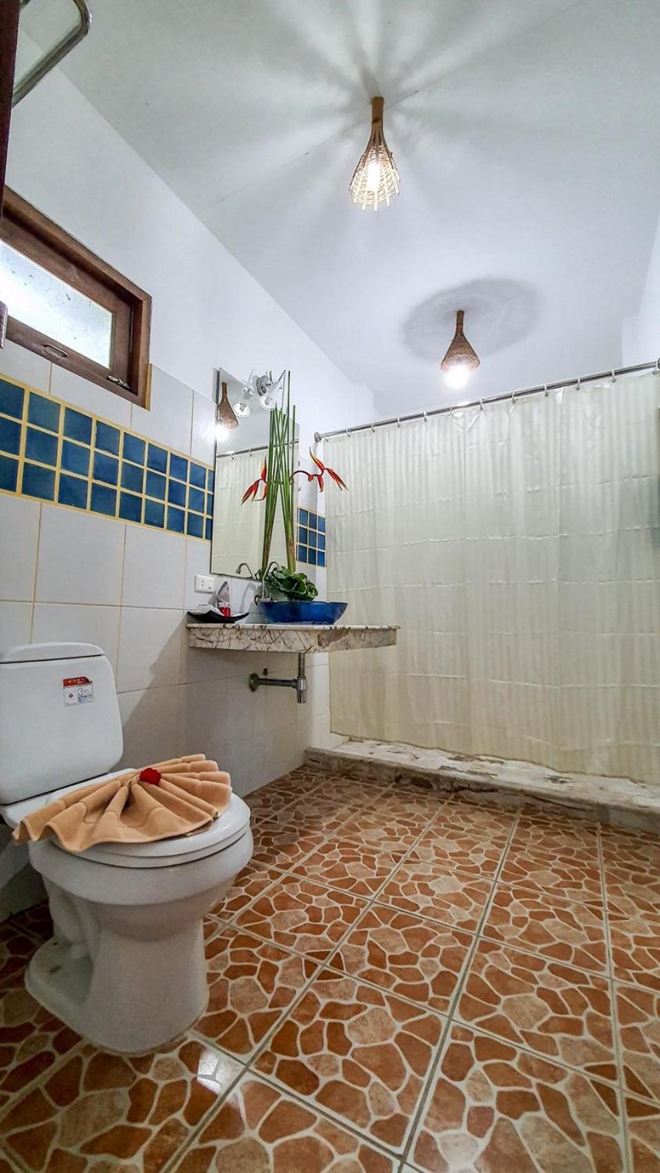 Deluxe Bungalow - Photo 6