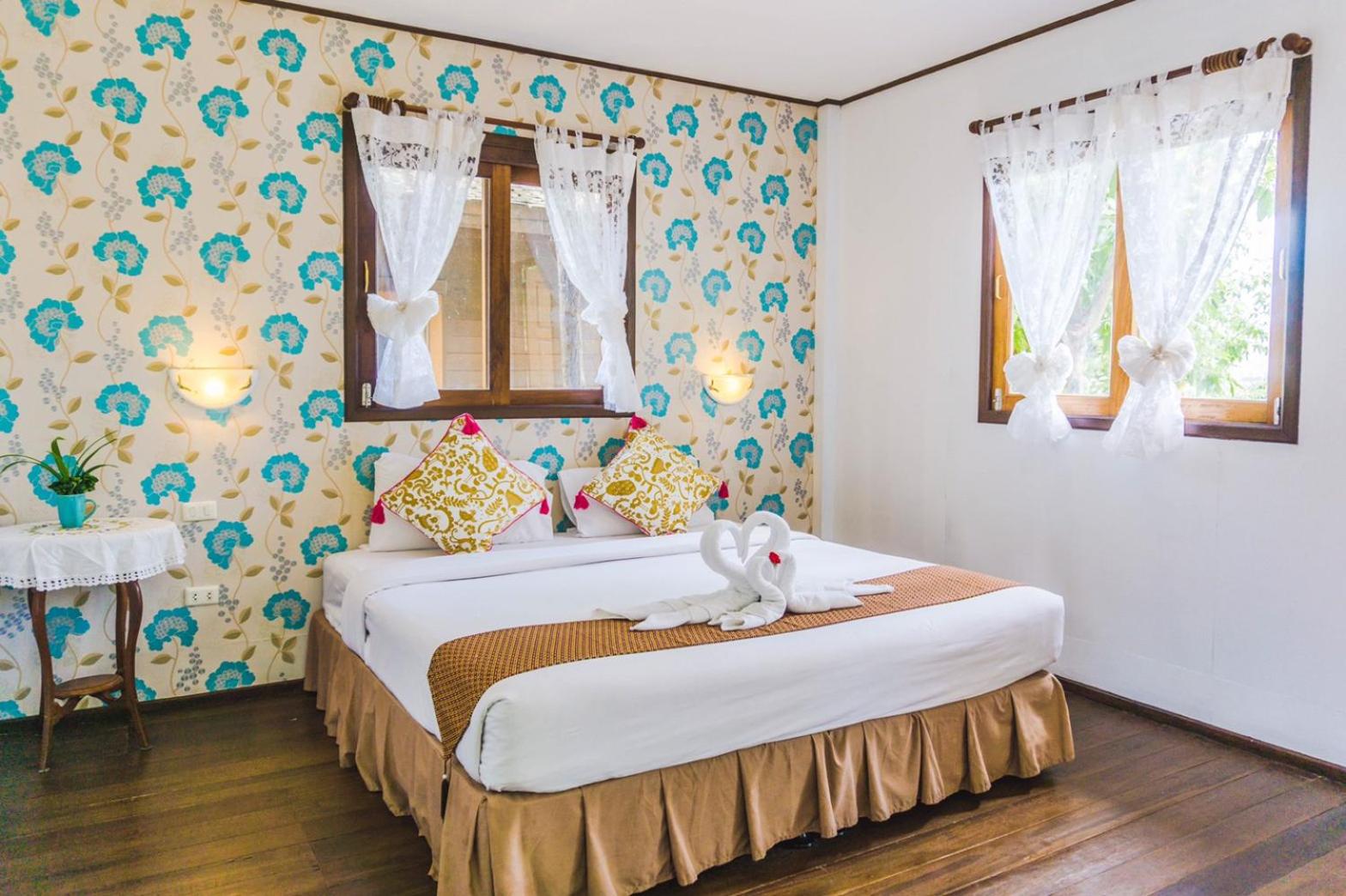 Deluxe Bungalow - Photo 9