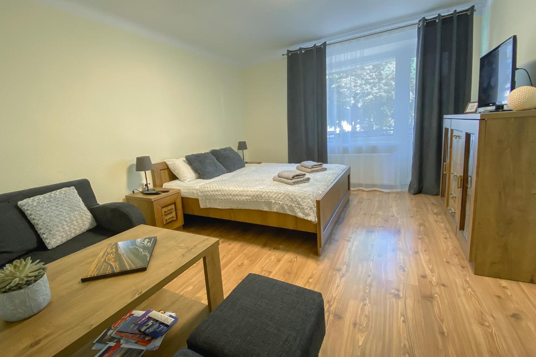 One-Bedroom Apartment photo 1