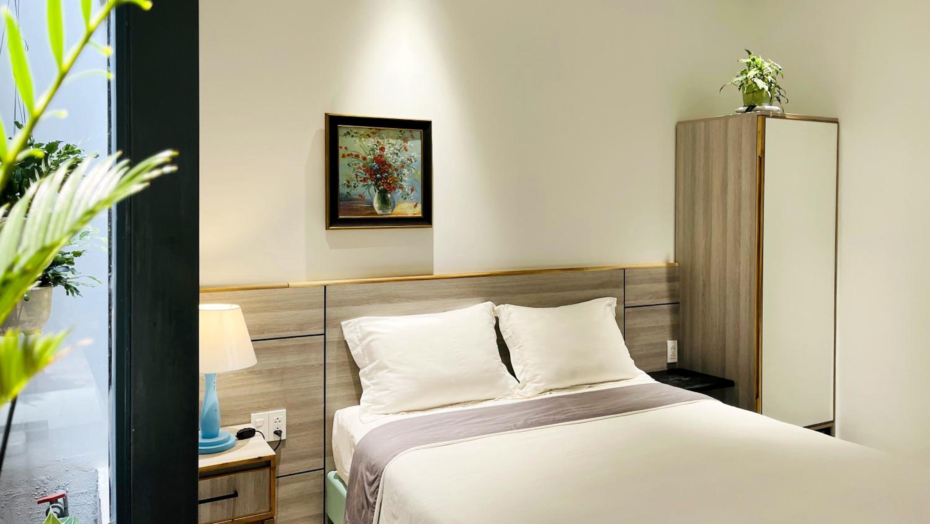Double Room - Photo 25
