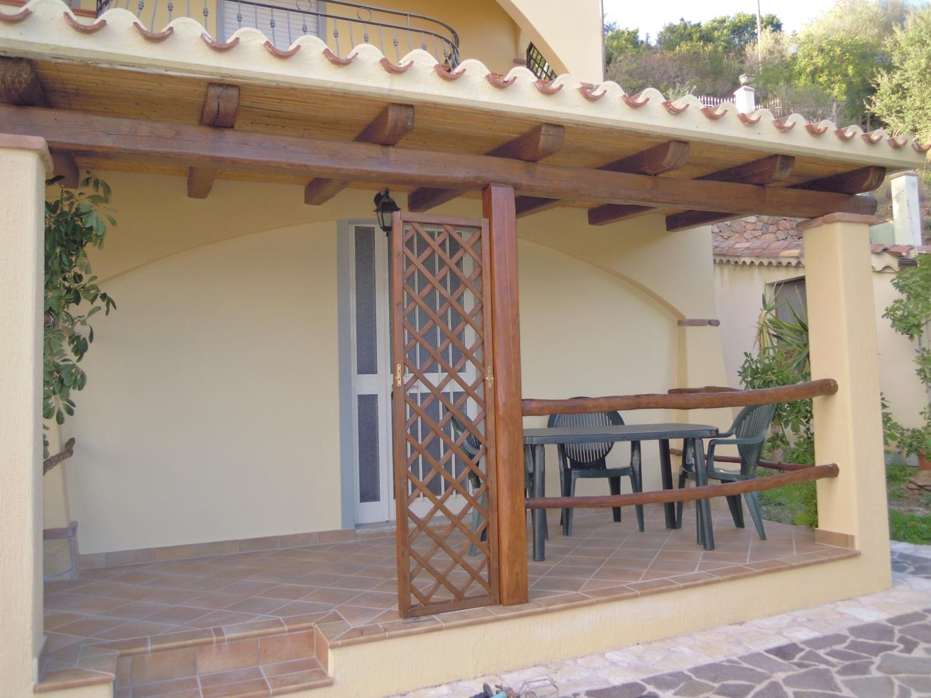 Two-Bedroom Apartment with Balcony - Photo 11
