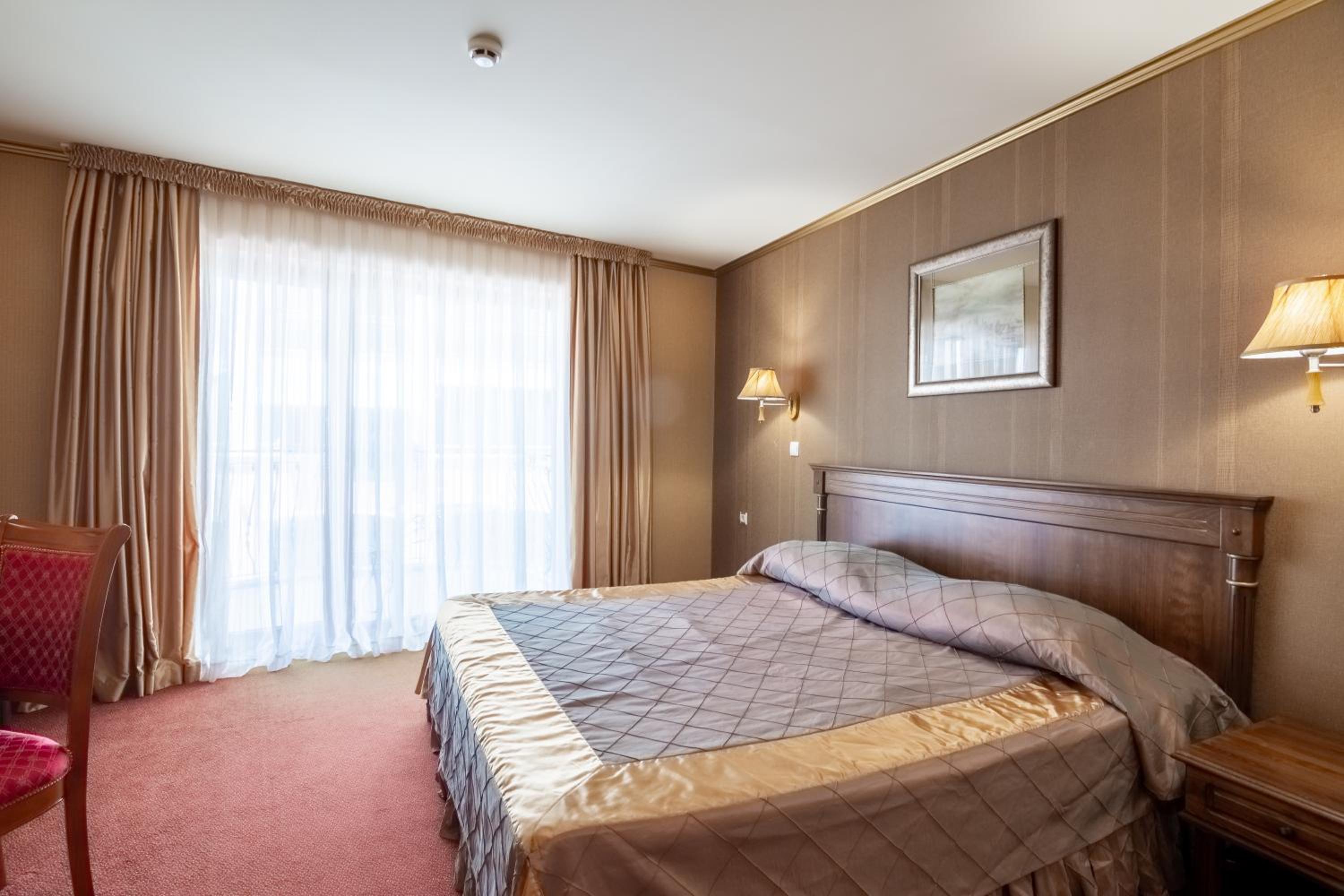 Economy Double Room photo 1
