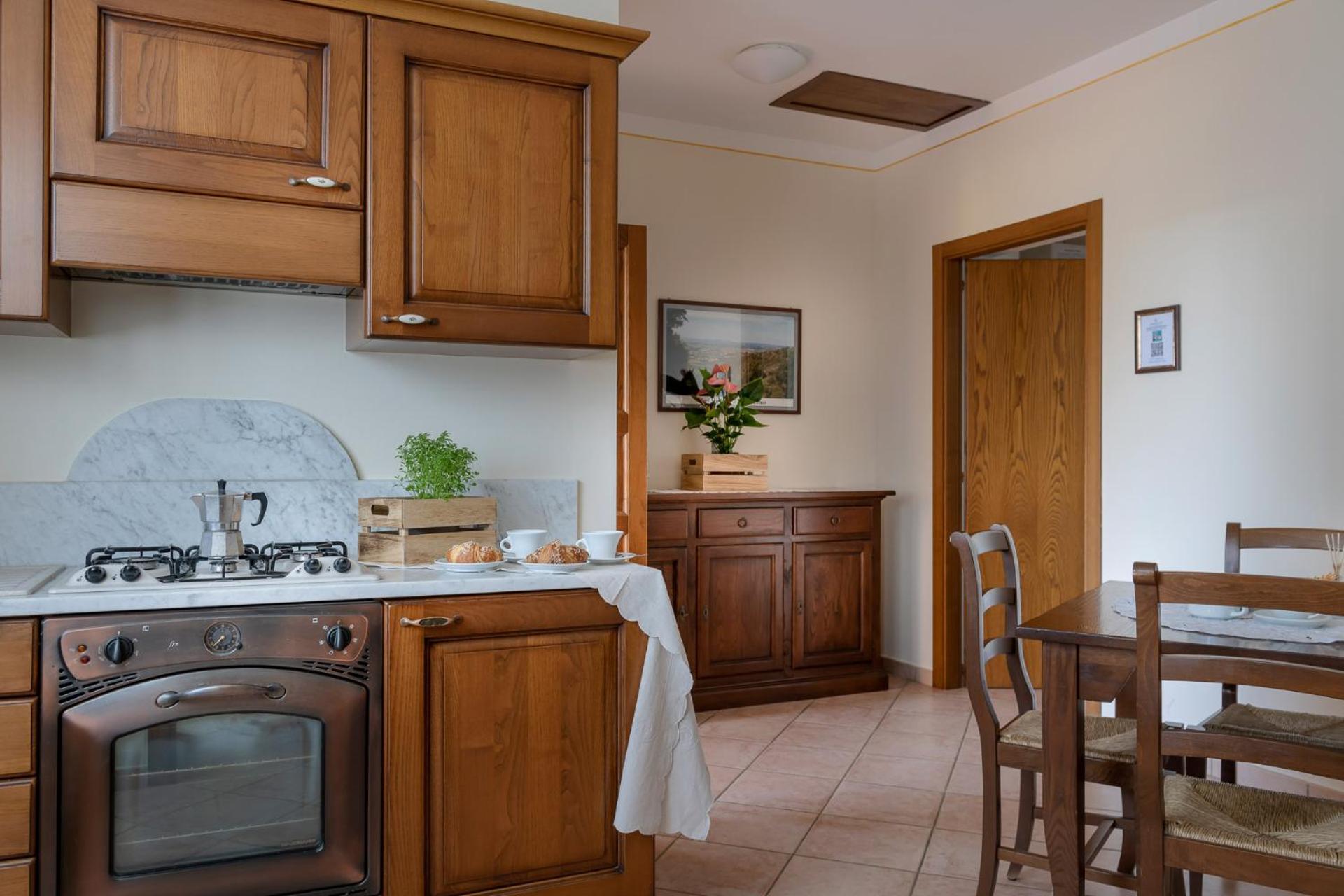 Quadruple Room - Photo 7
