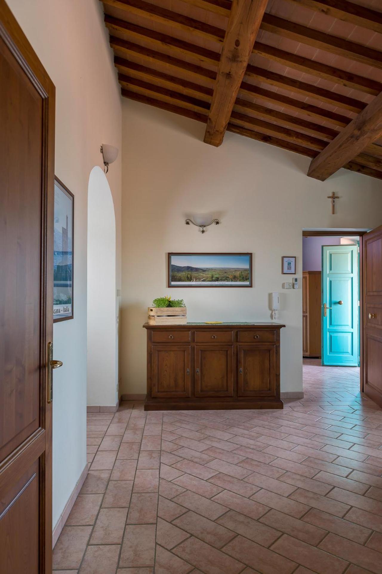 Quadruple Room - Photo 1