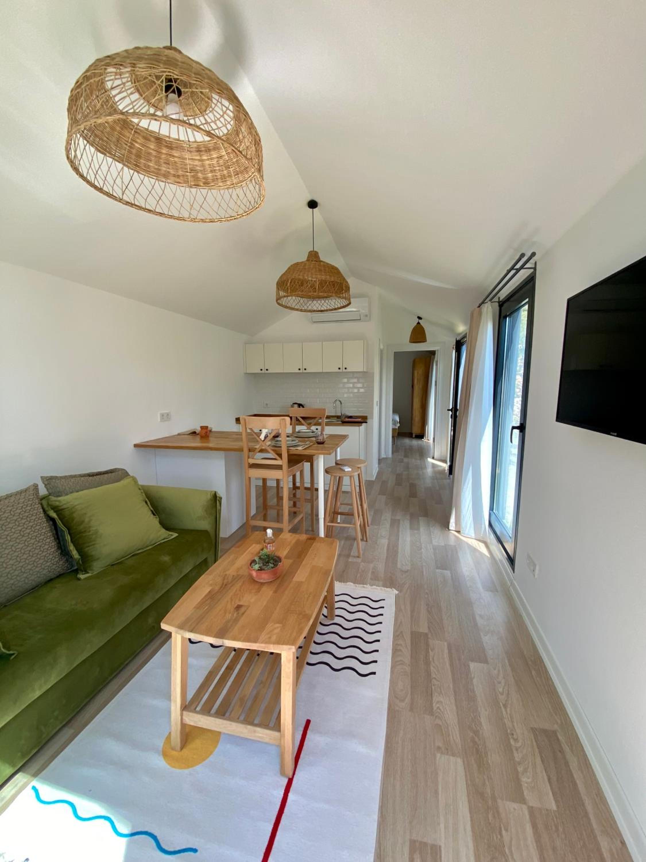 Double Room with Mountain View - Photo 3