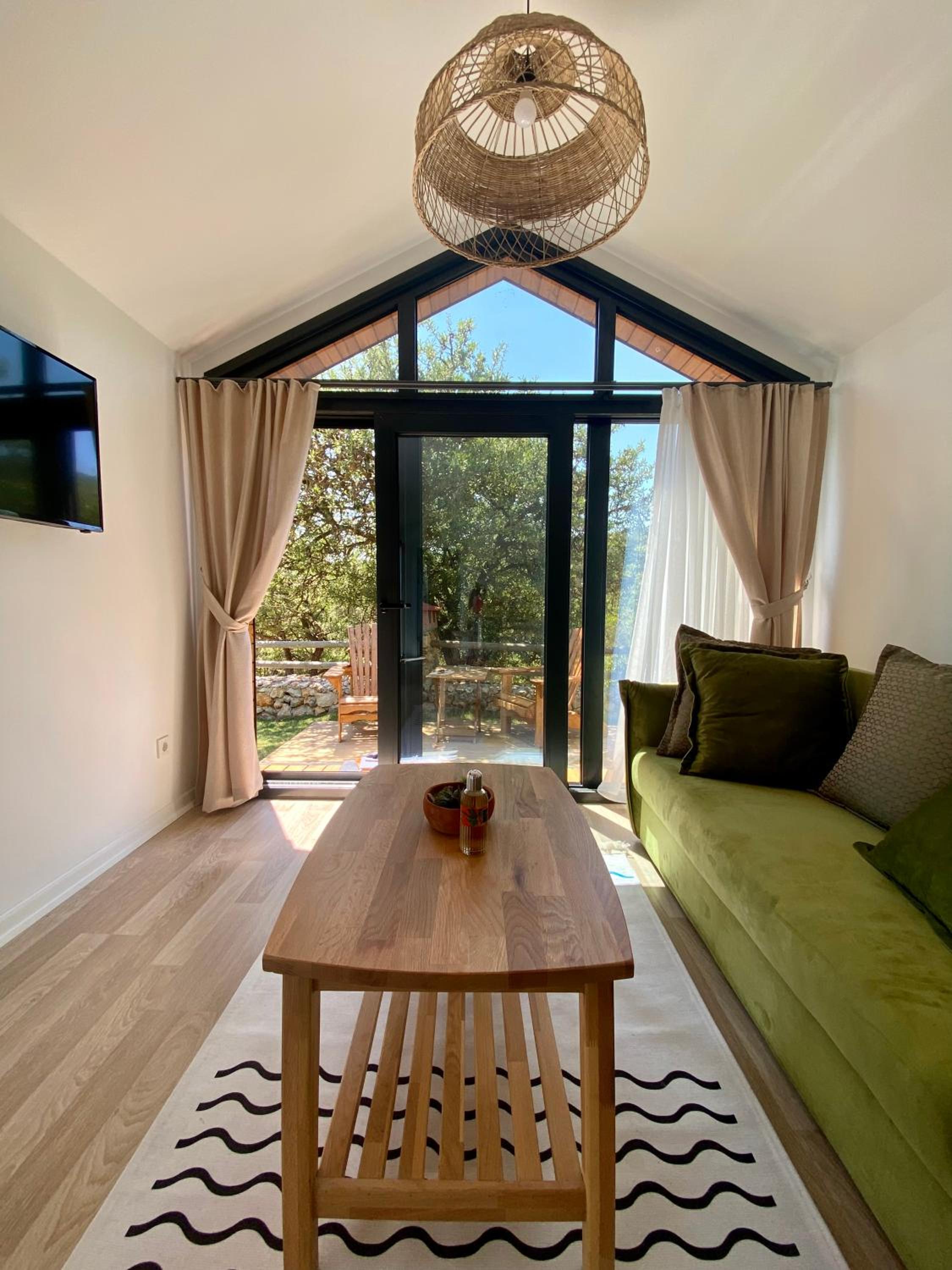 Double Room with Mountain View - Photo 5