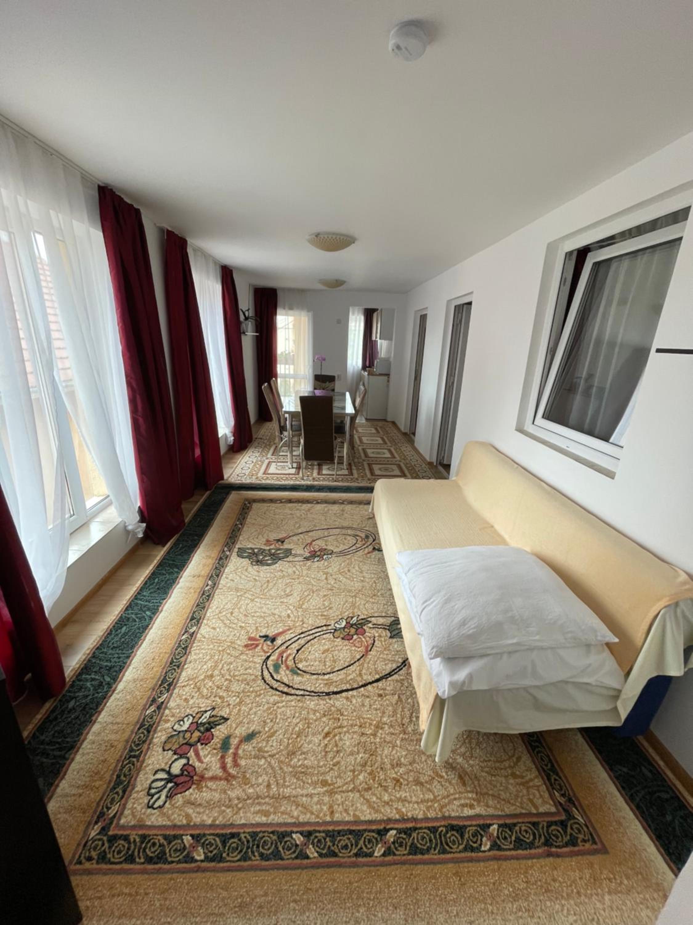 Double Room - Photo 1
