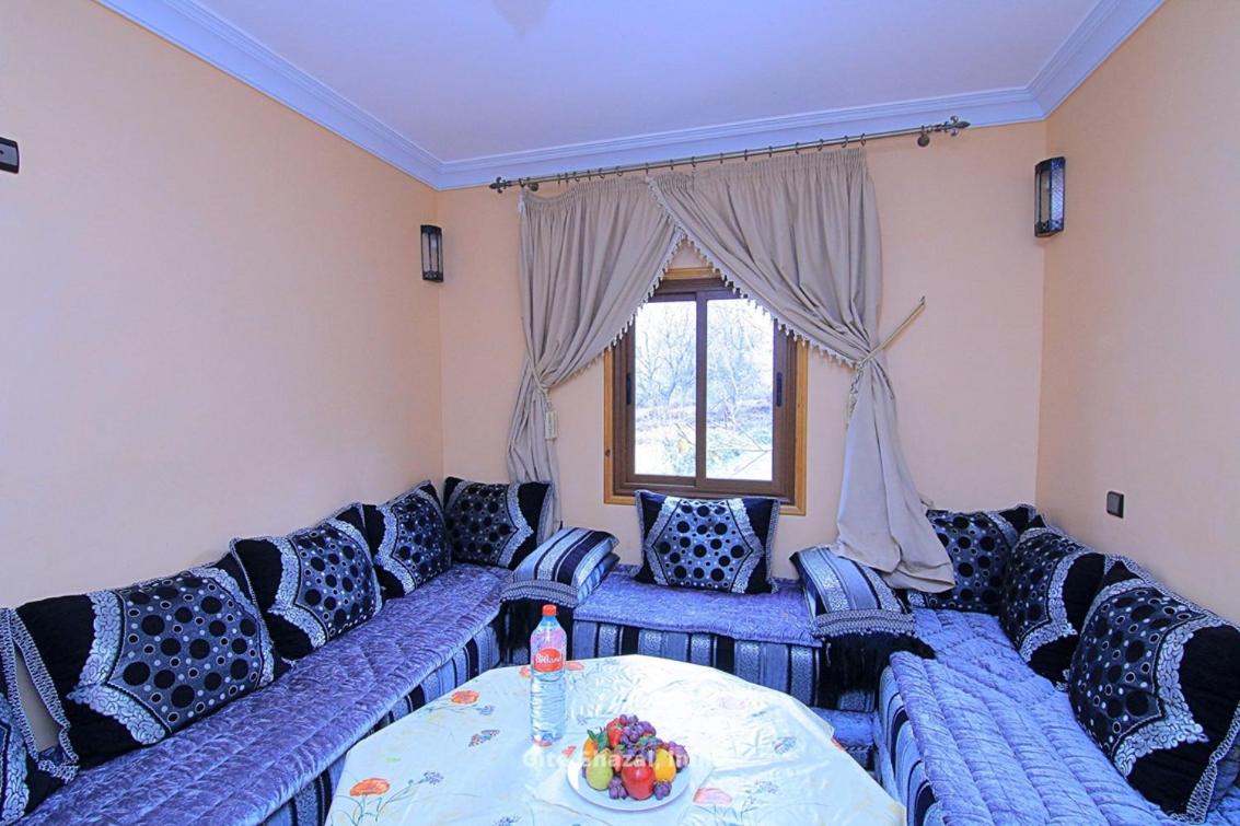 Twin Room With Private Bathroom photo 1