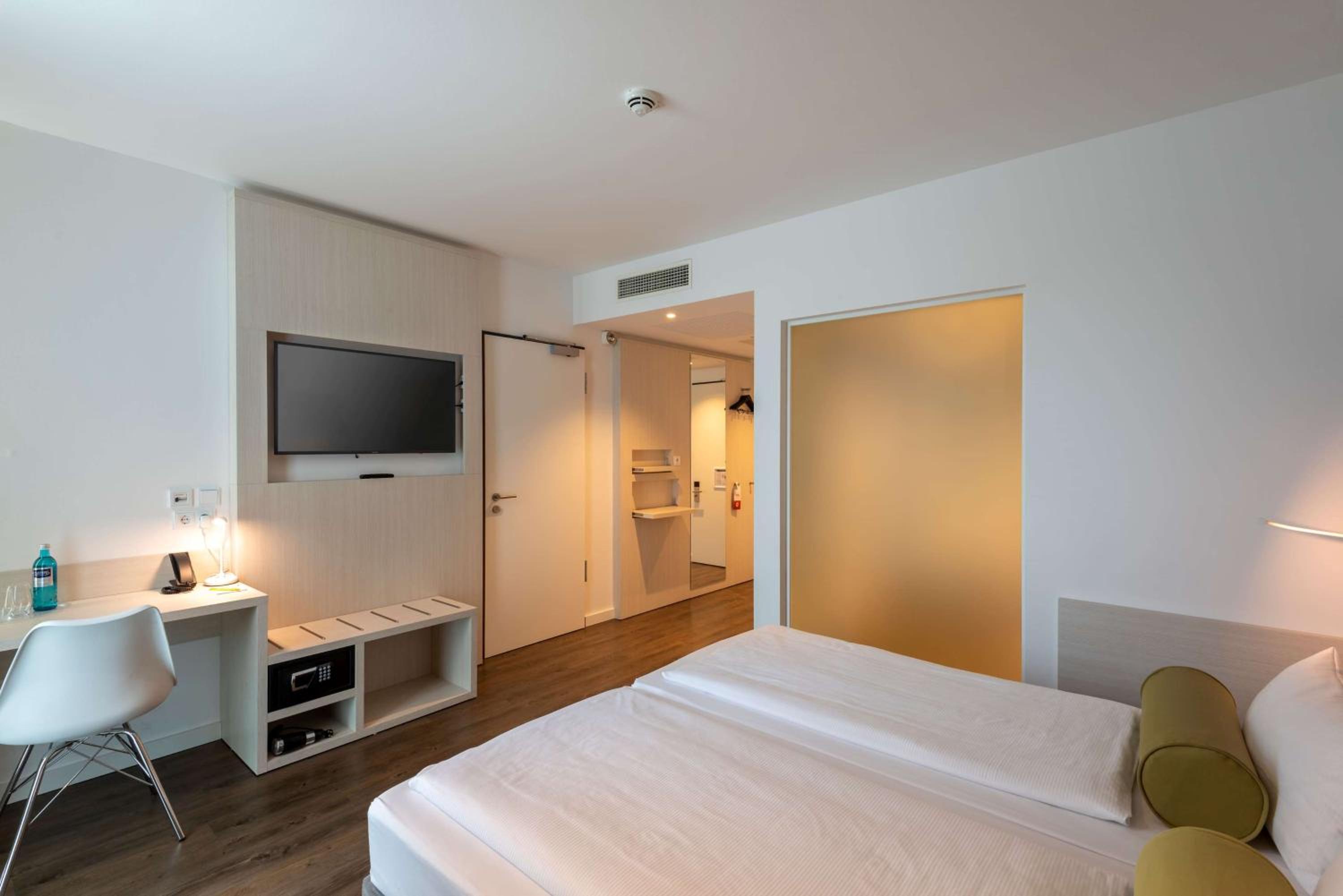 Double Room - Mobility Access - Photo 2