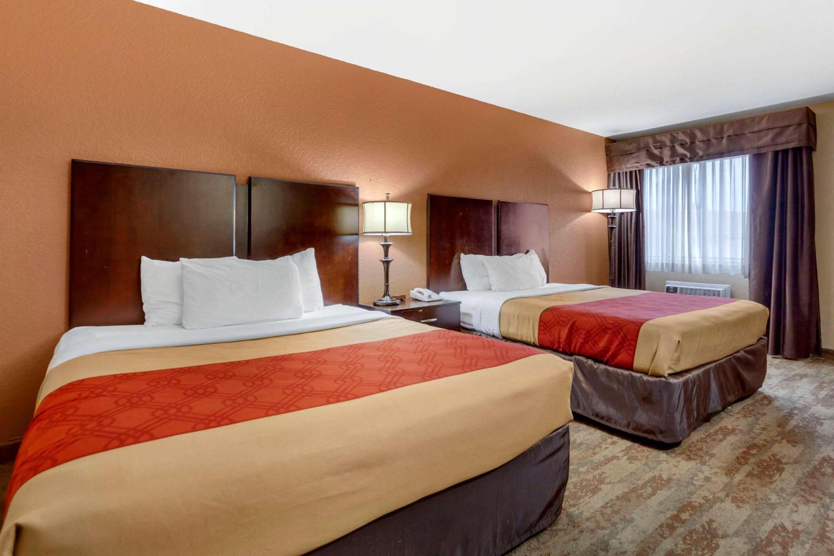 Queen Room with Two Queen Beds - Photo 1