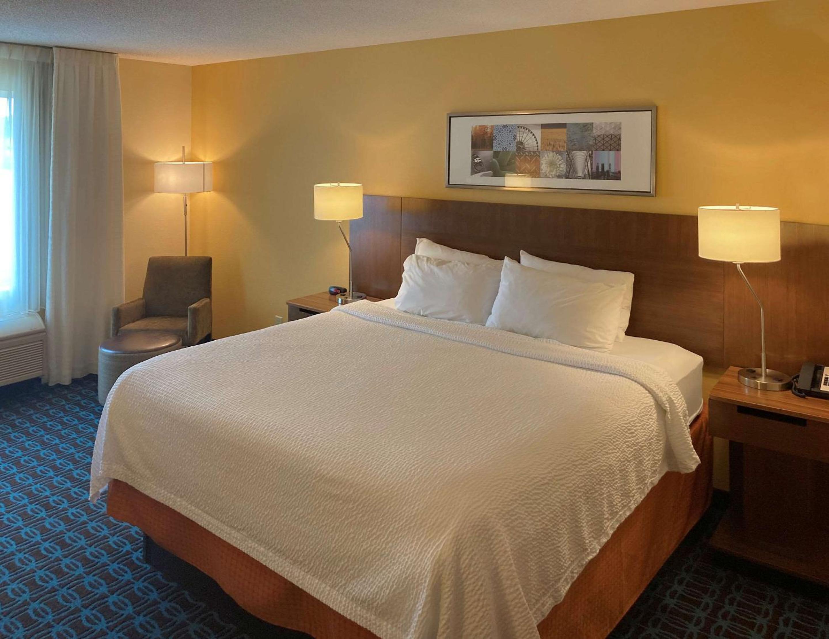 King Room - Accessible/Non Smoking