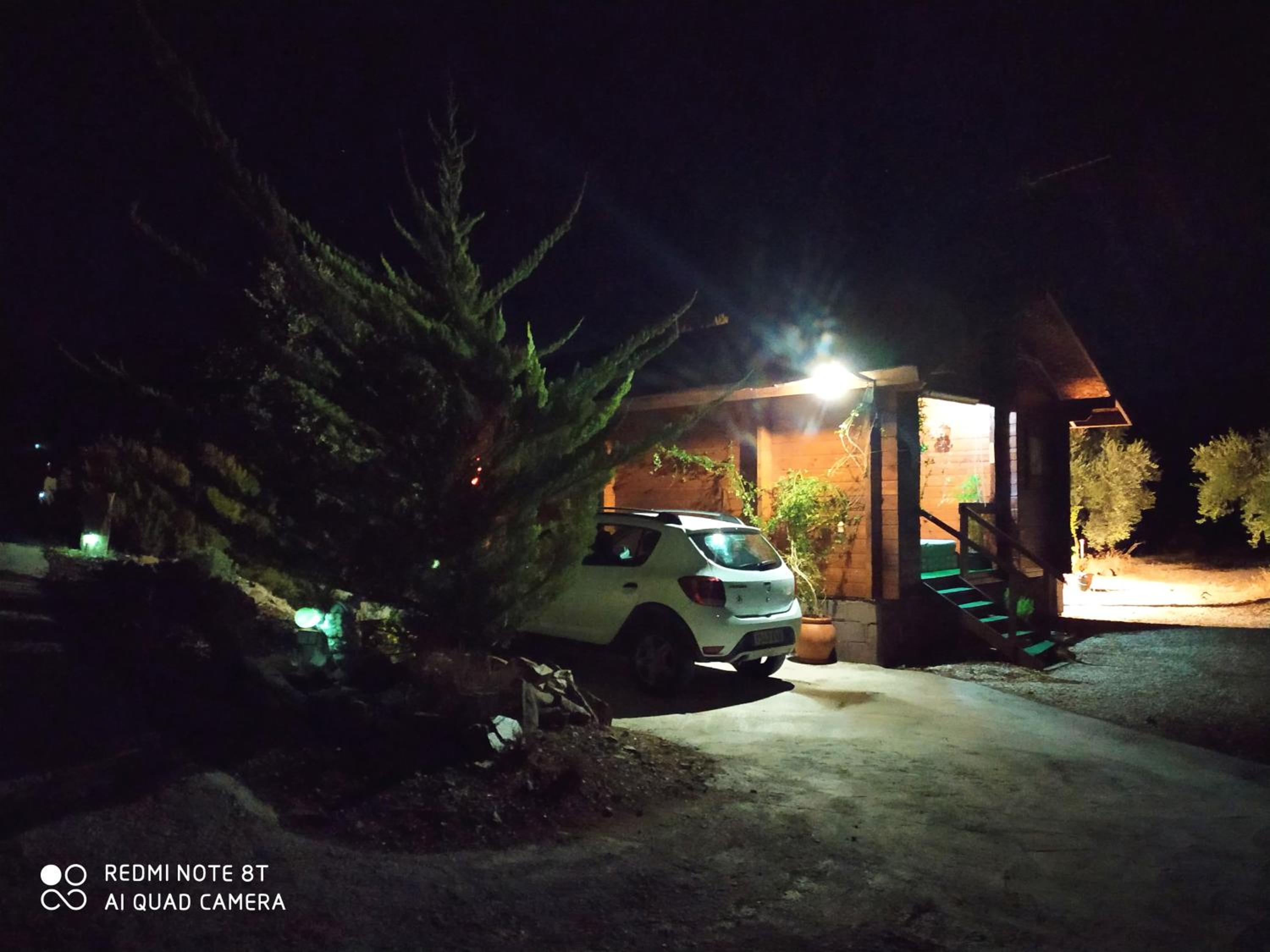 Two-Bedroom House - Photo 9