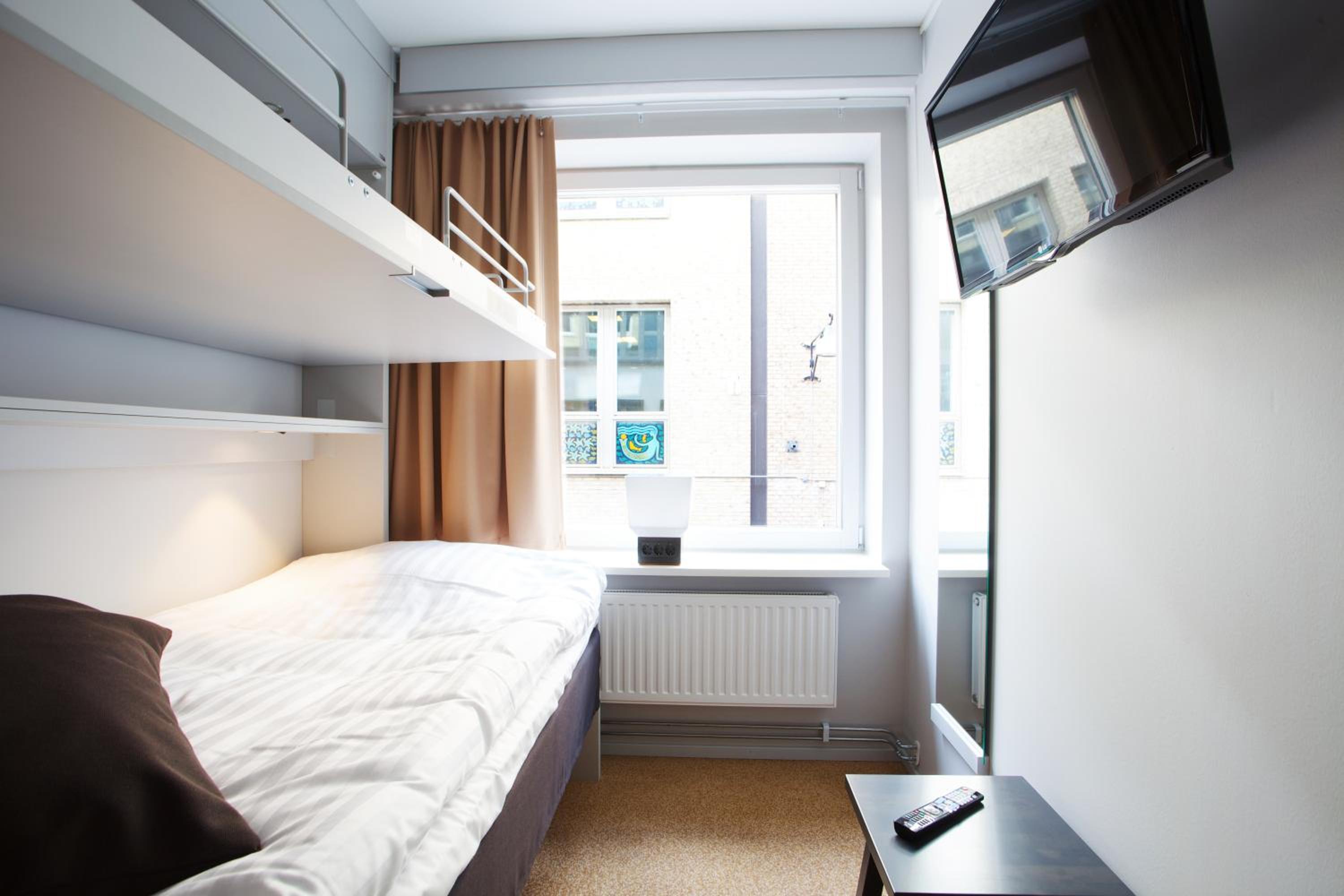 Compact Twin Room