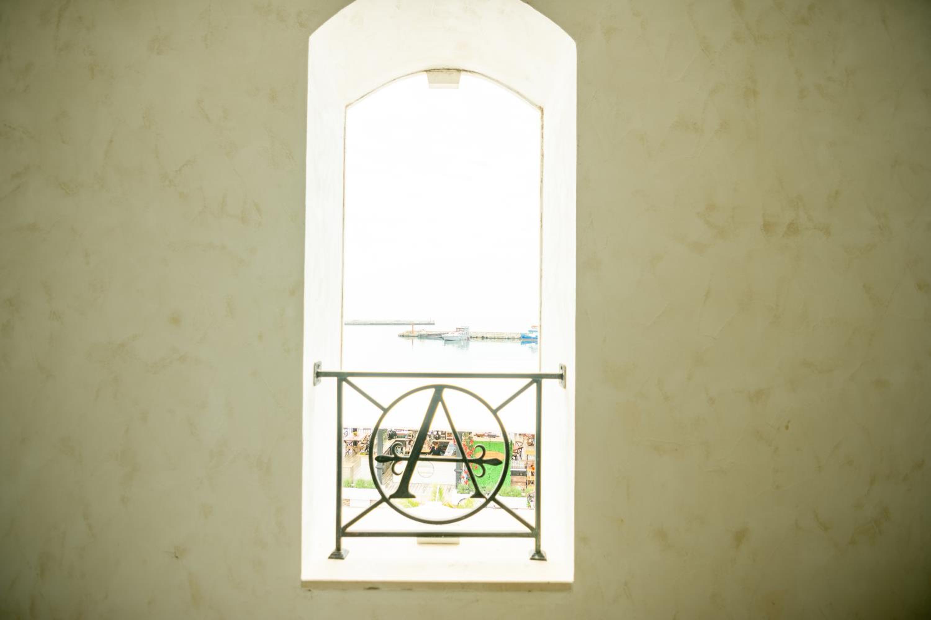 Double Room with Sea View - Photo 3