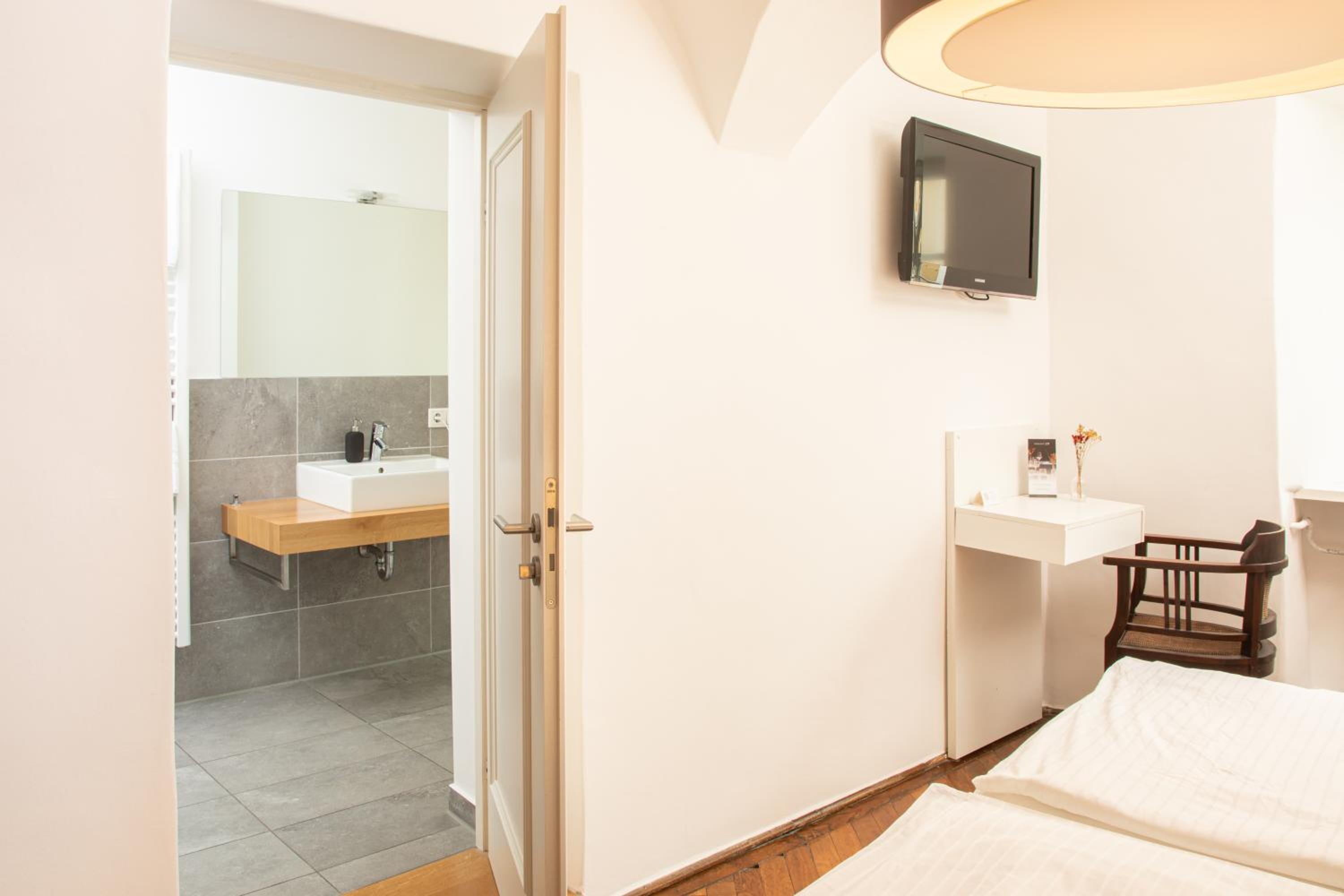 Double Room photo 2