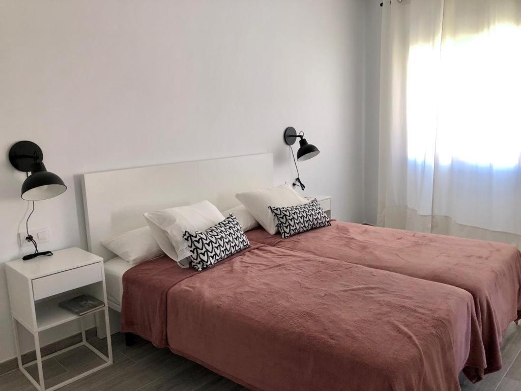 Casa adosada de tres habitaciones