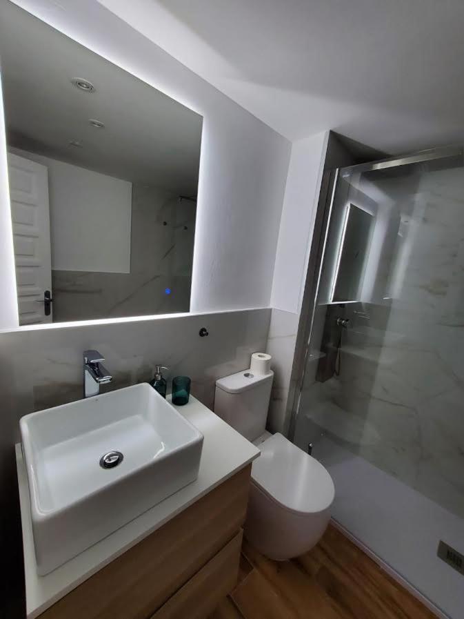 One-Bedroom Apartment - Photo 18