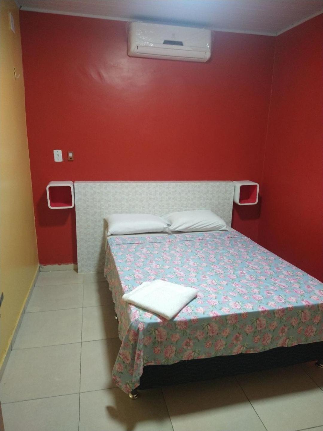 Deluxe Room (2 Adults + 1 Child) - Photo 1