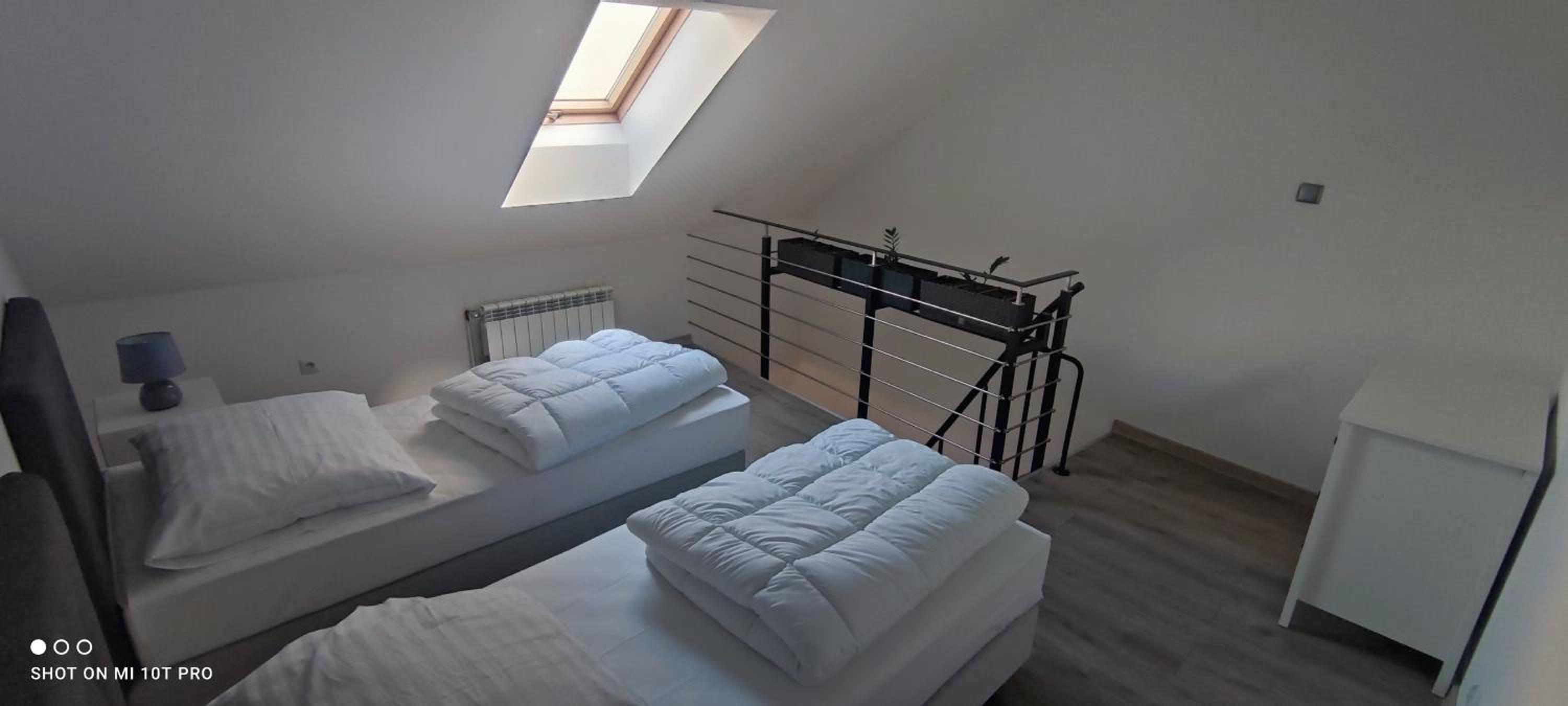 Duplex Quadruple Room - Photo 3