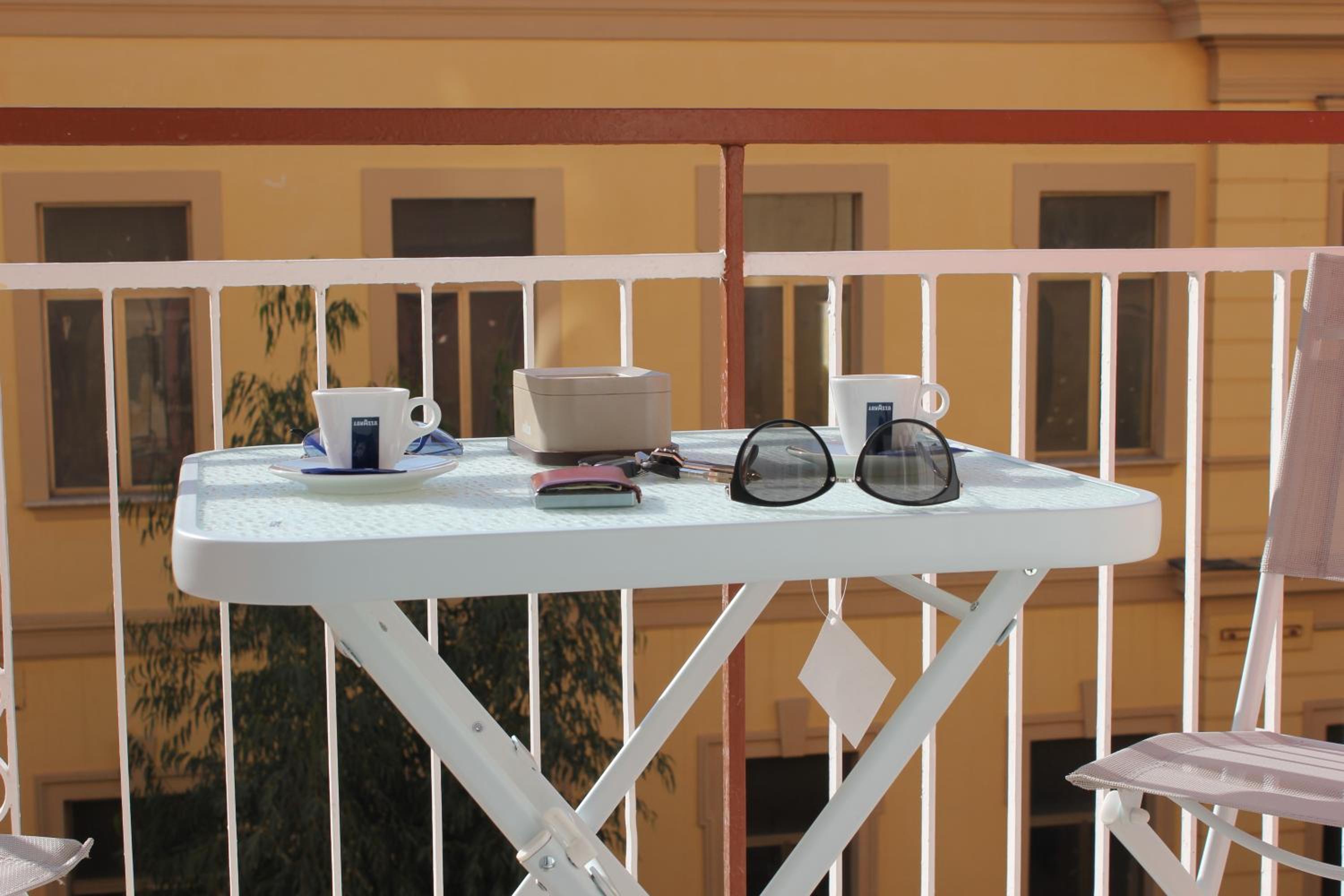 Double Room with Balcony - Photo 30