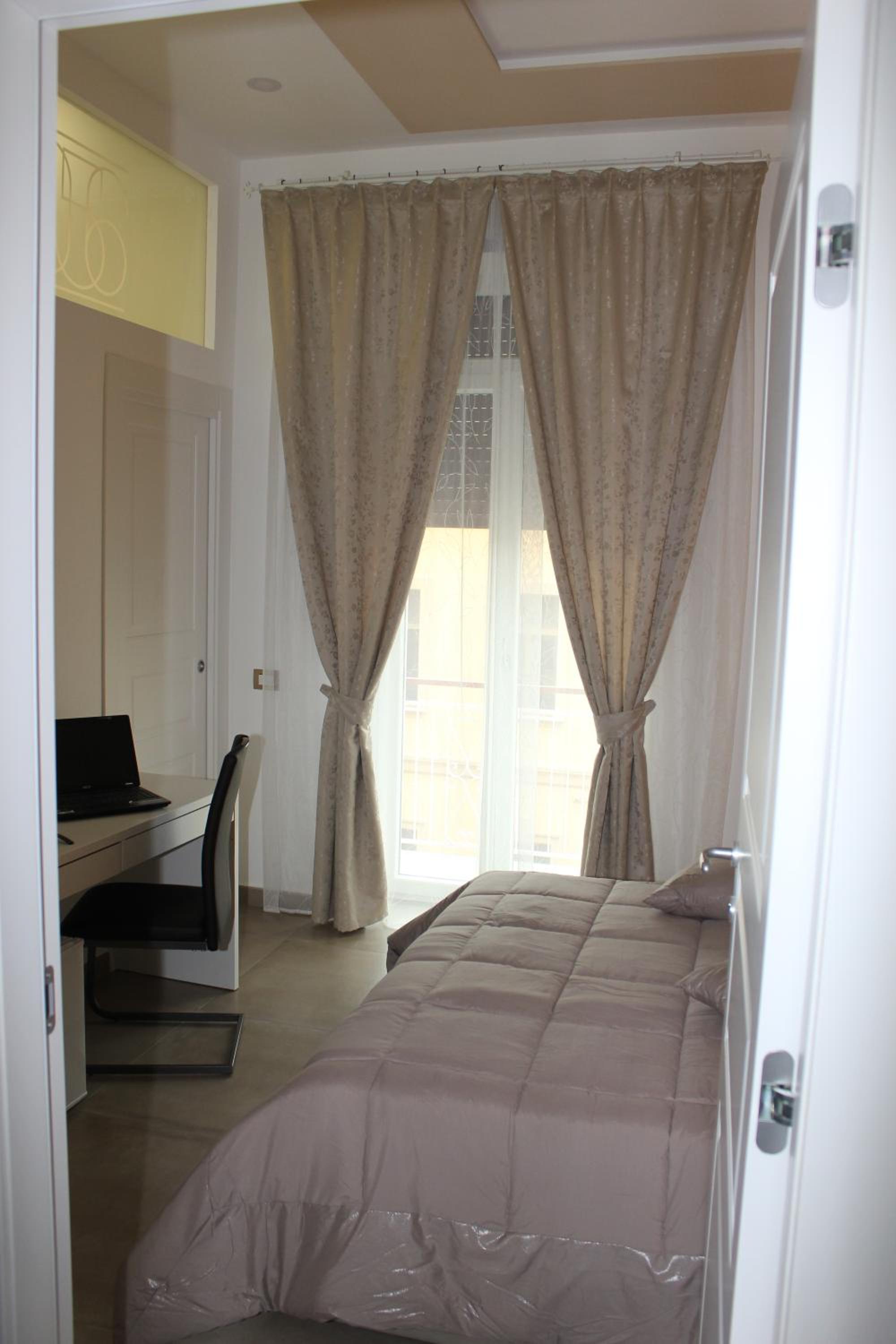 Double Room with Balcony - Photo 37