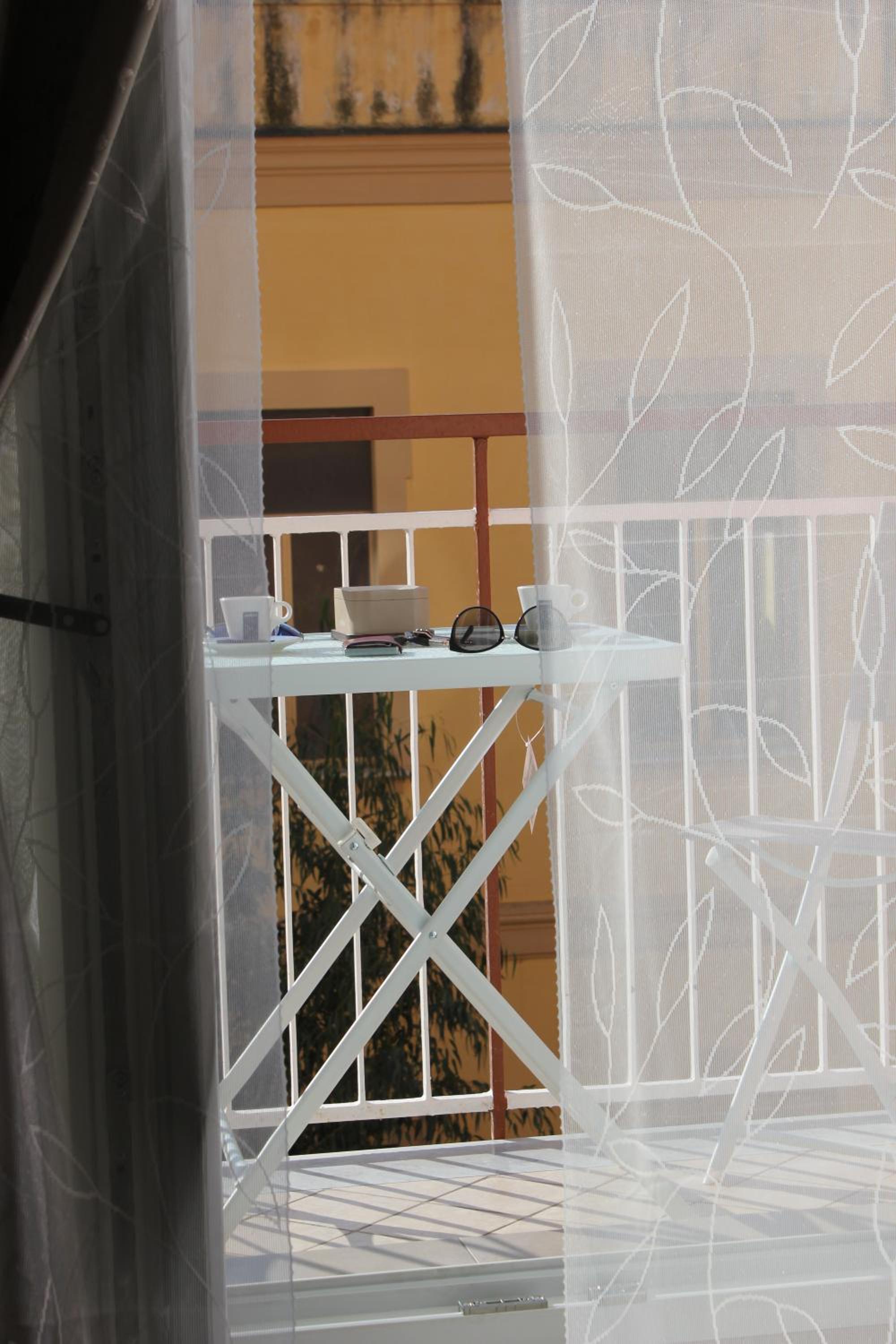 Double Room with Balcony - Photo 46