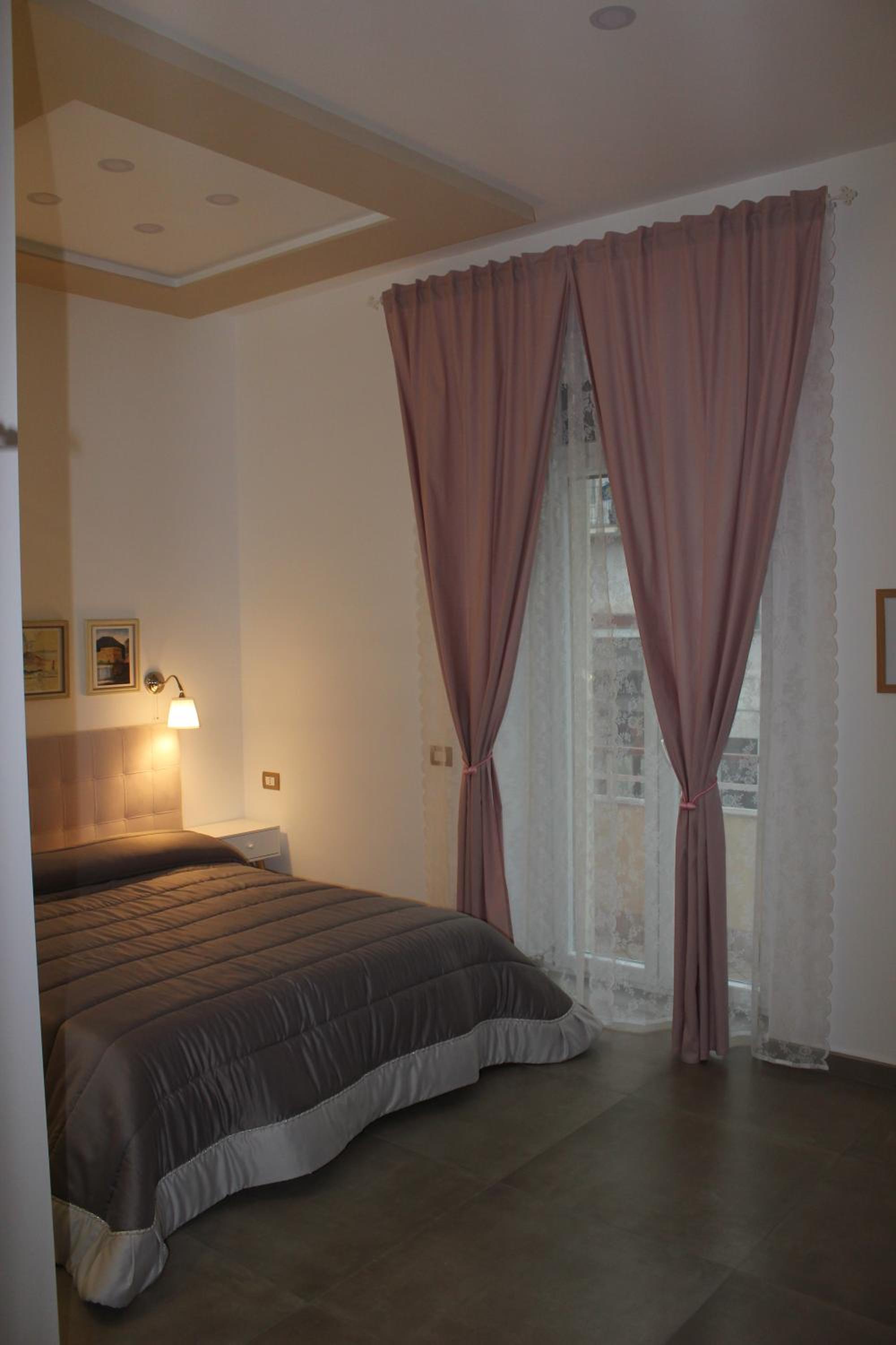 Deluxe Double Room with Balcony - Photo 28
