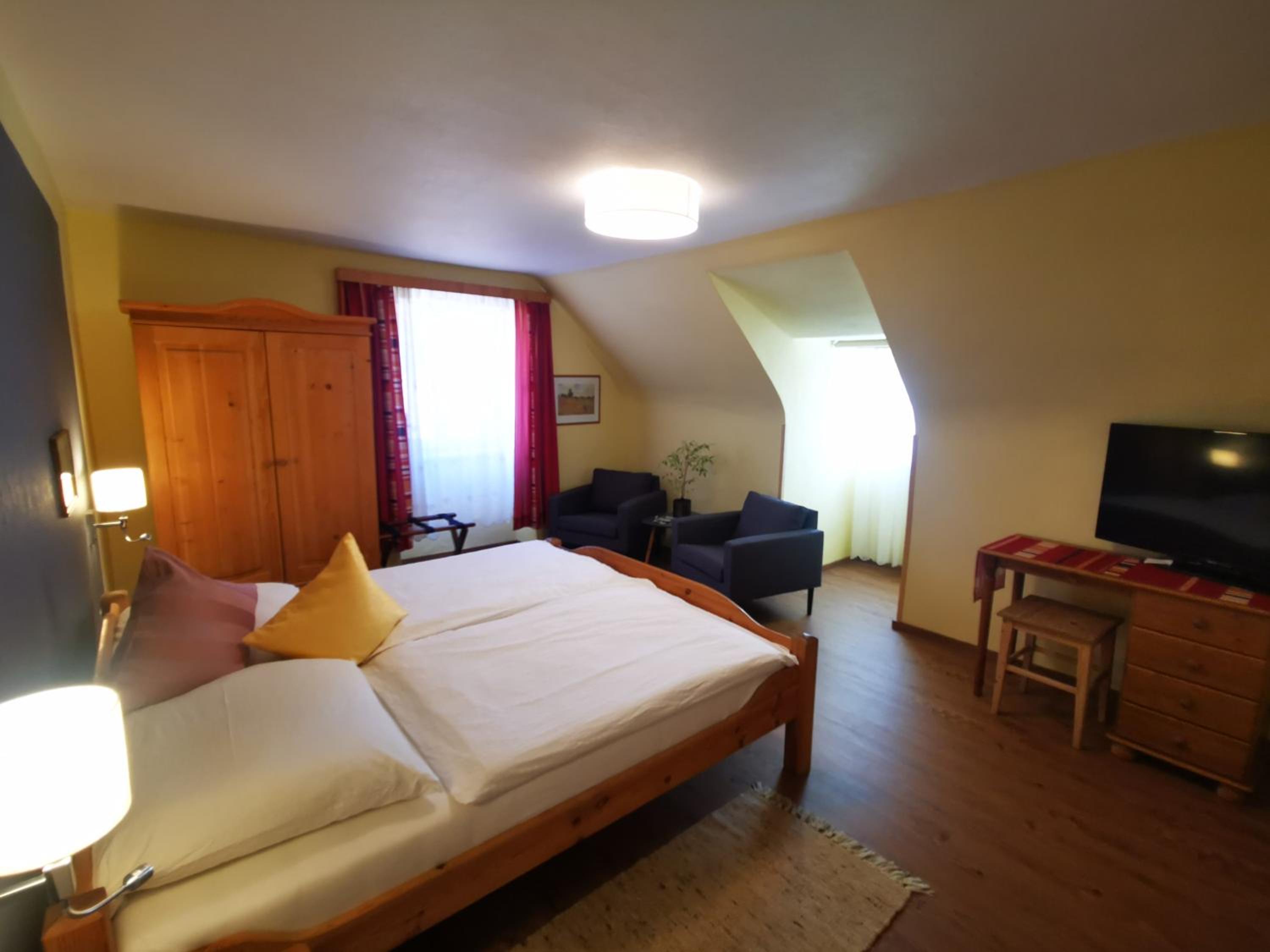 Budget Double Room photo 1