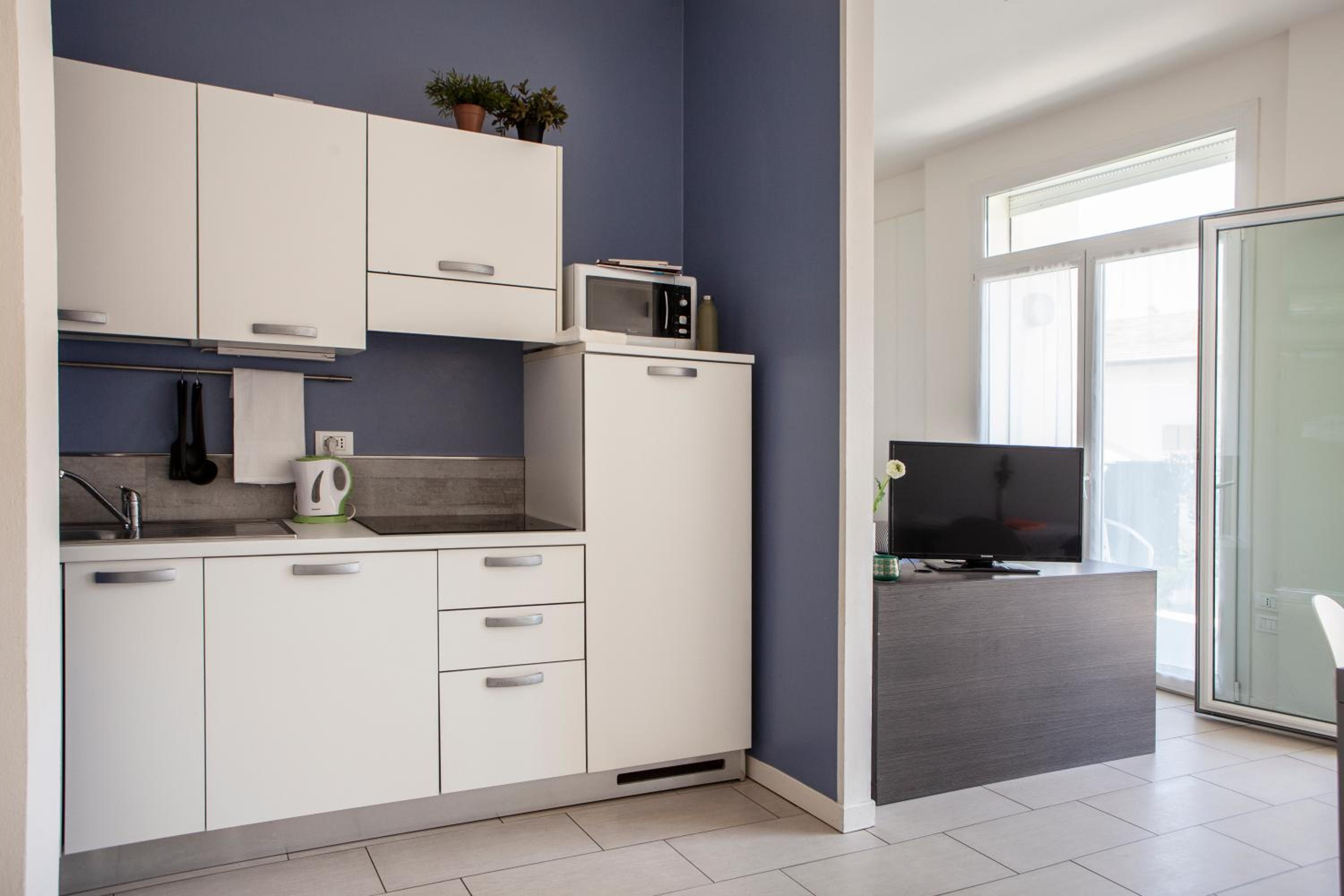 One-Bedroom Apartment with Balcony photo 2
