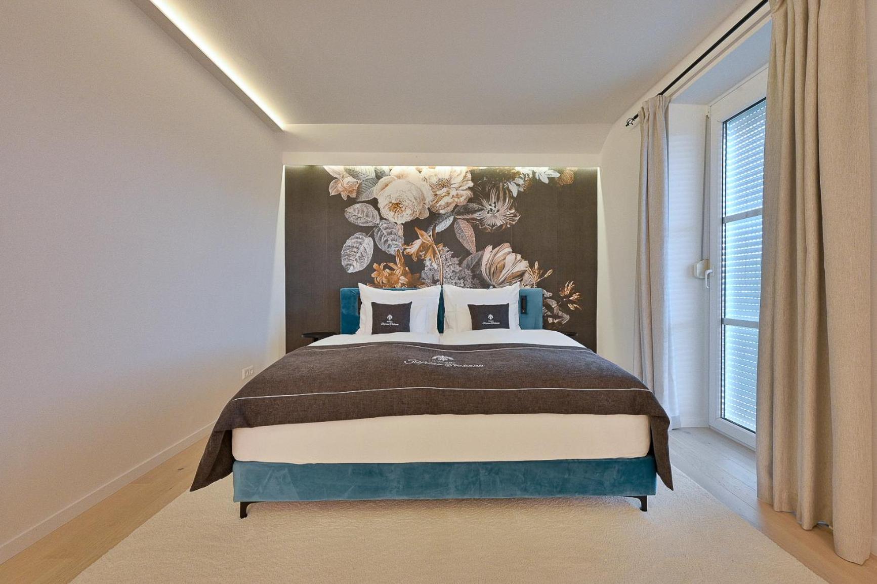 Deluxe Double Room with Balcony photo 2