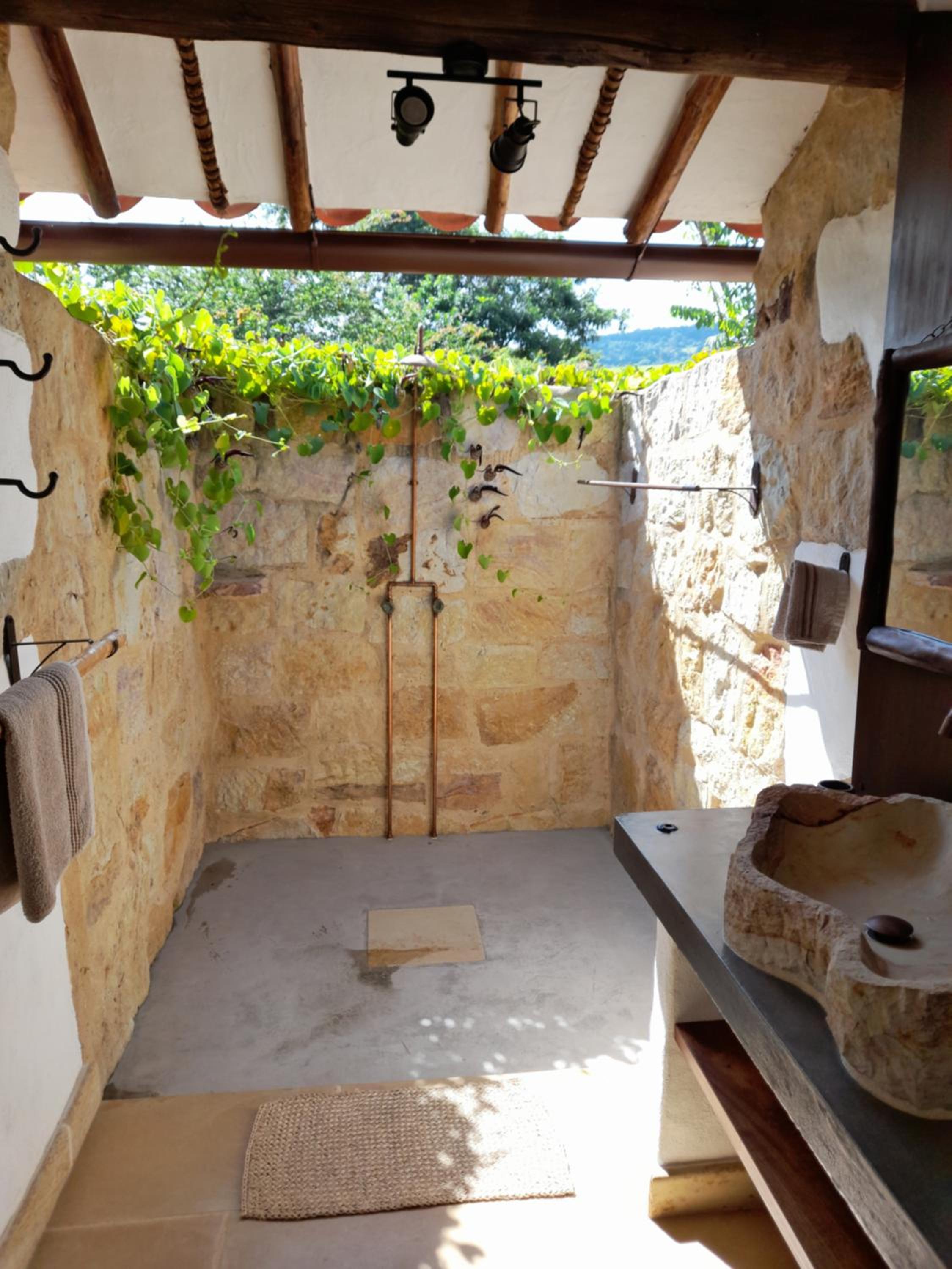 Queen Room with Garden View photo 3