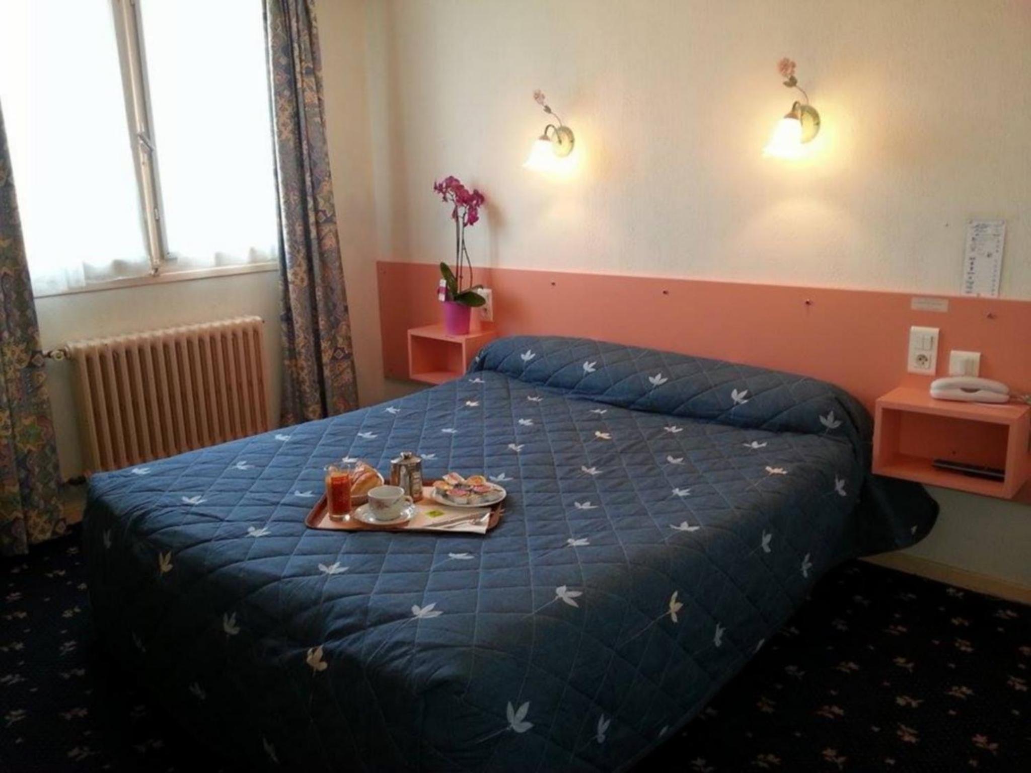 Double Room - Photo 4