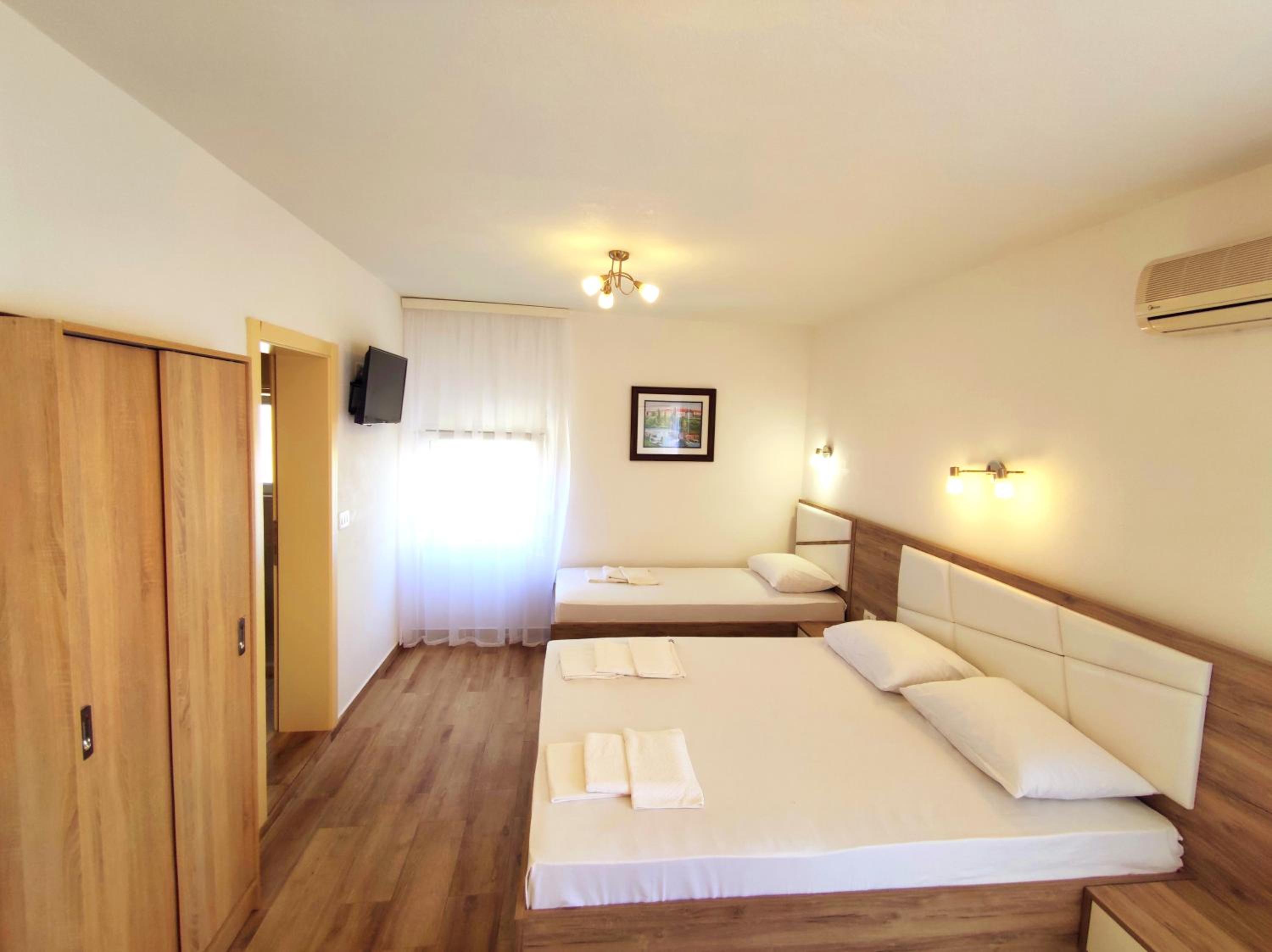 Studio Apartment photo 3