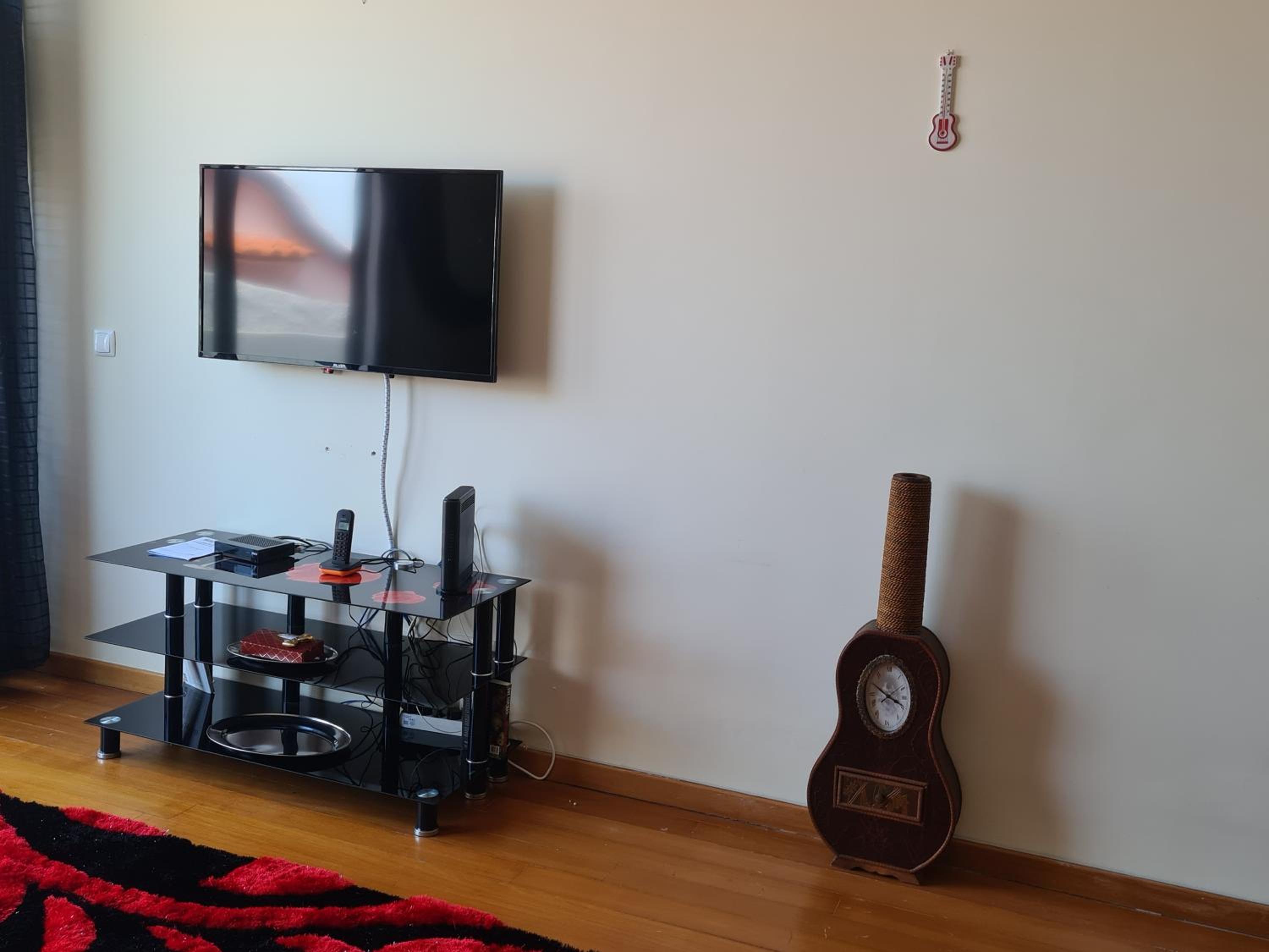 Two-Bedroom Apartment - Photo 8