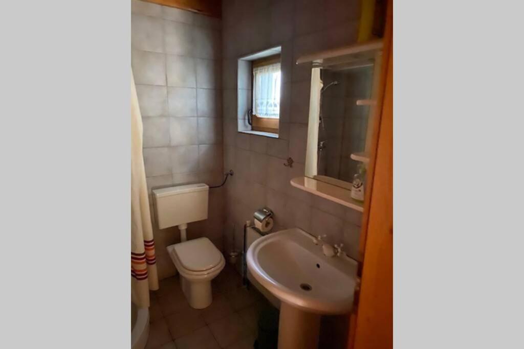 Four-Bedroom Apartment - Photo 39