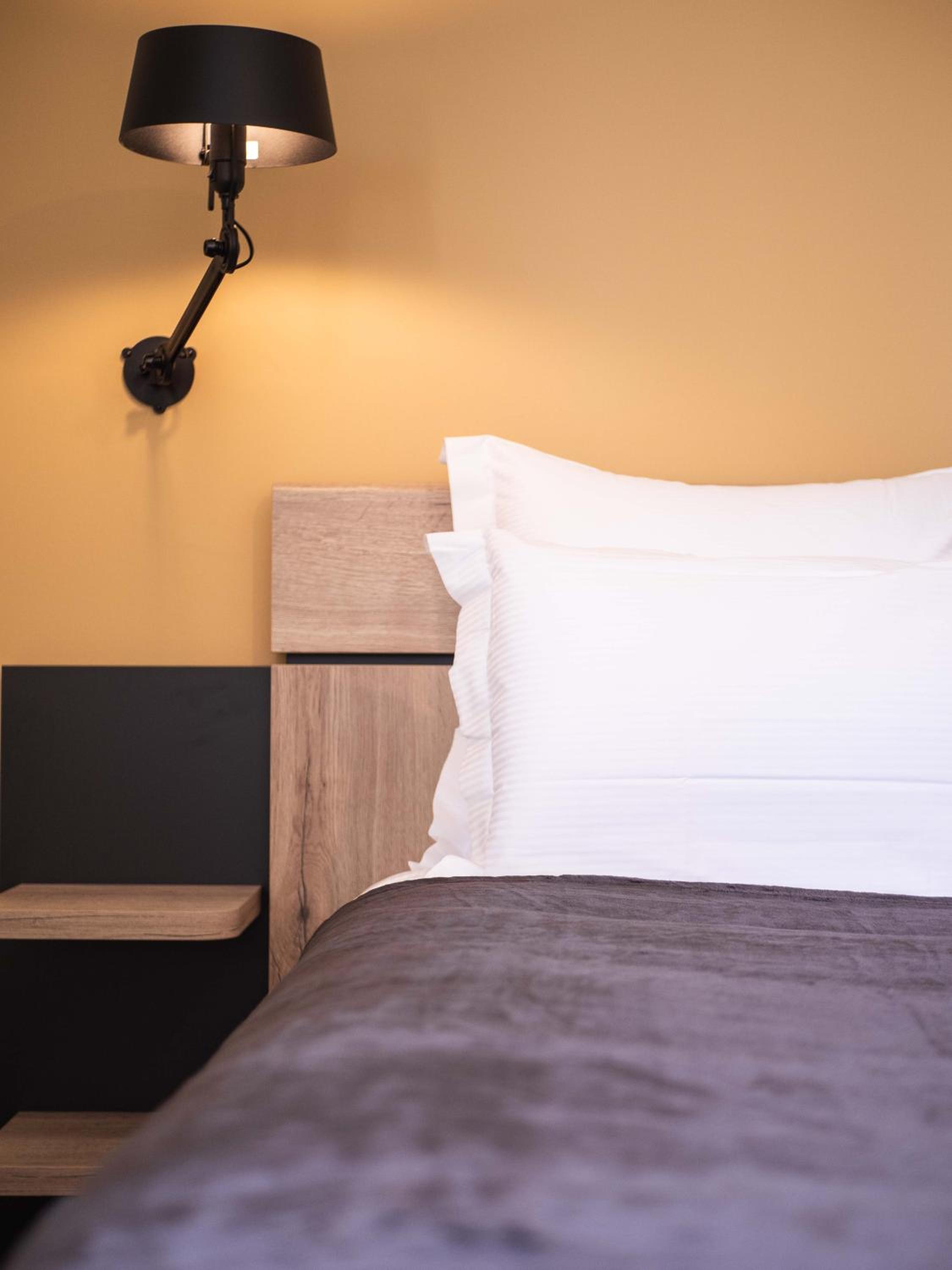 Double Room - Photo 3