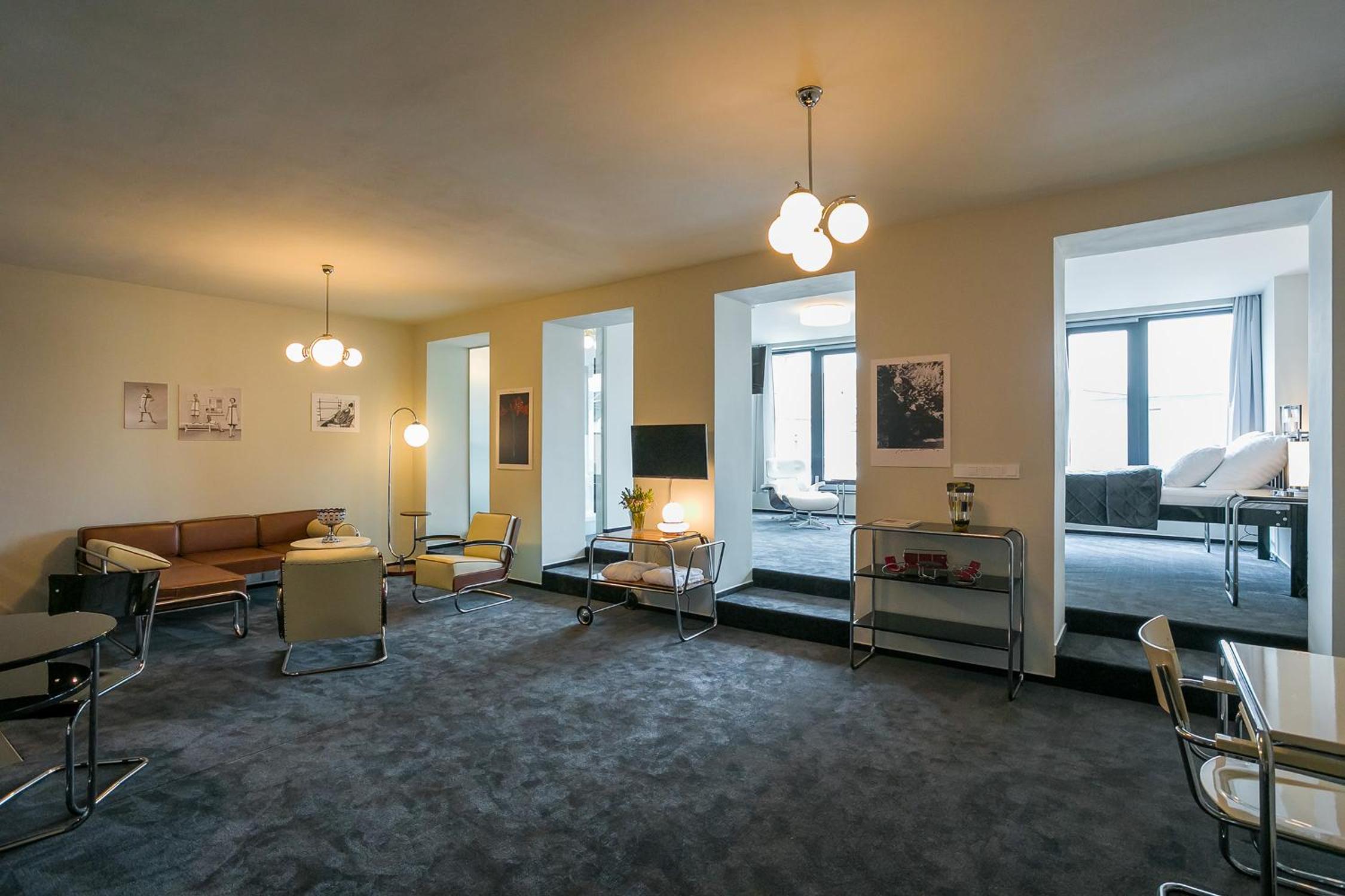 Large Double Room photo 2