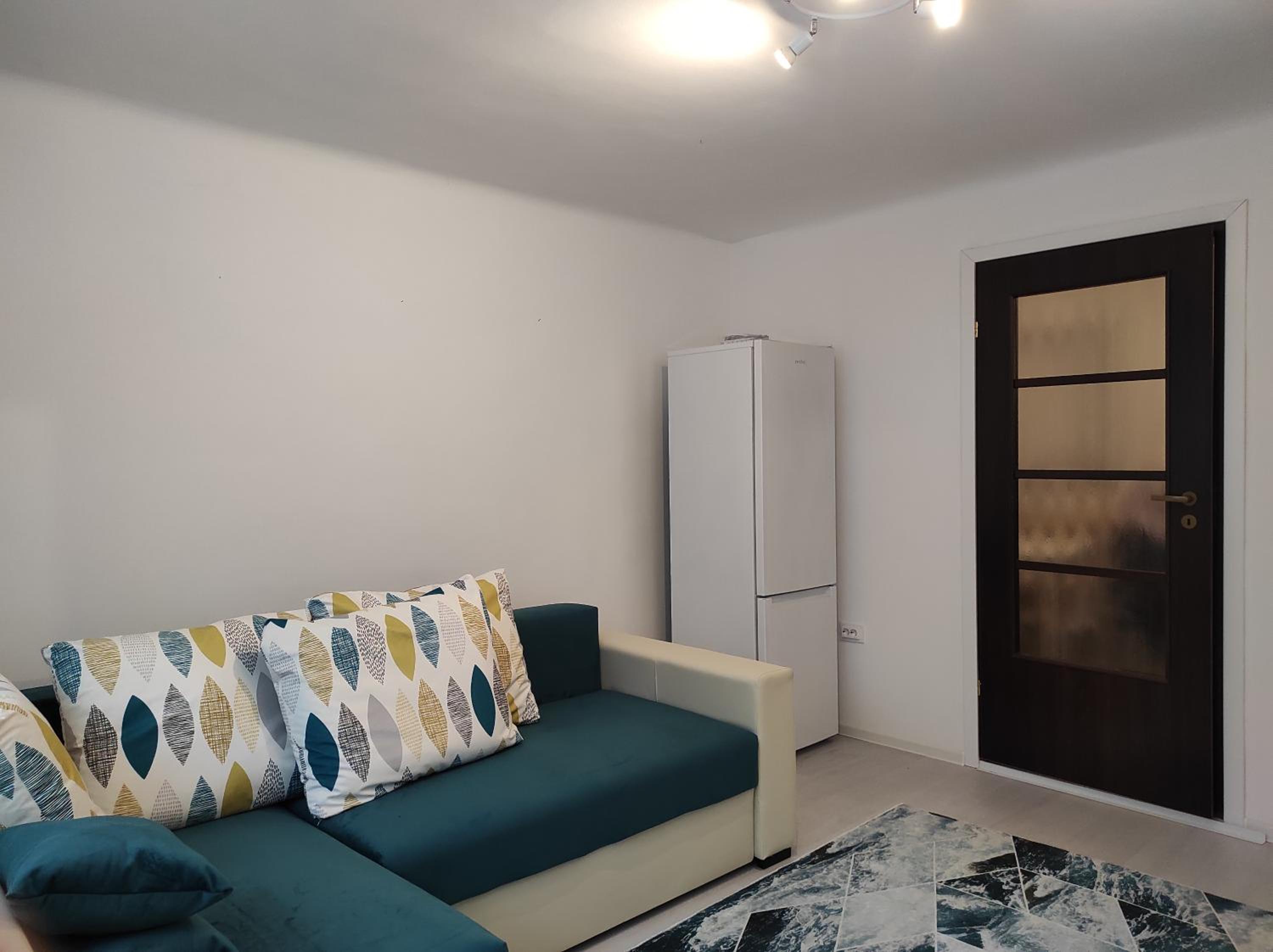 One-Bedroom Apartment - Photo 13