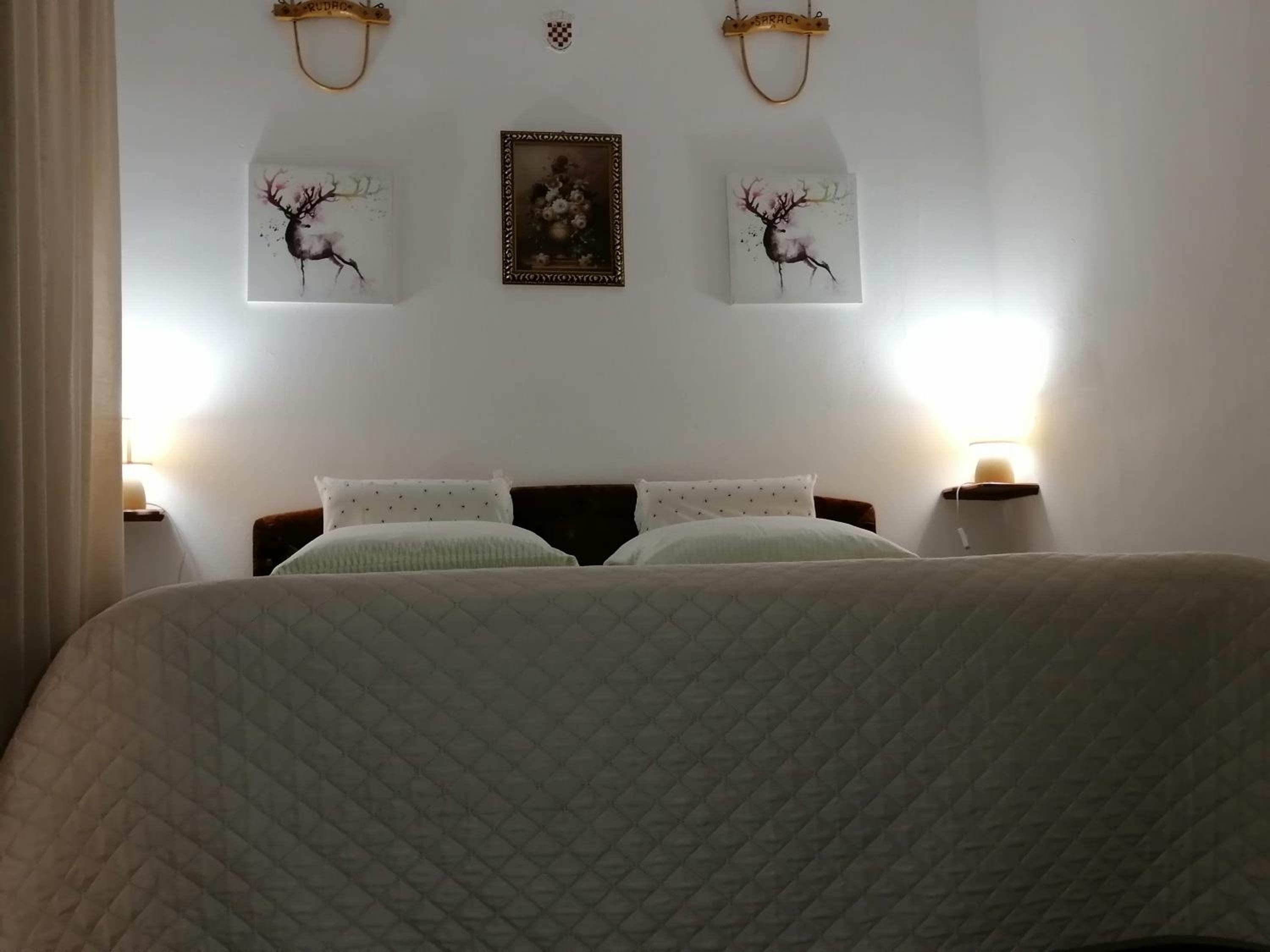 Apartment - Photo 2