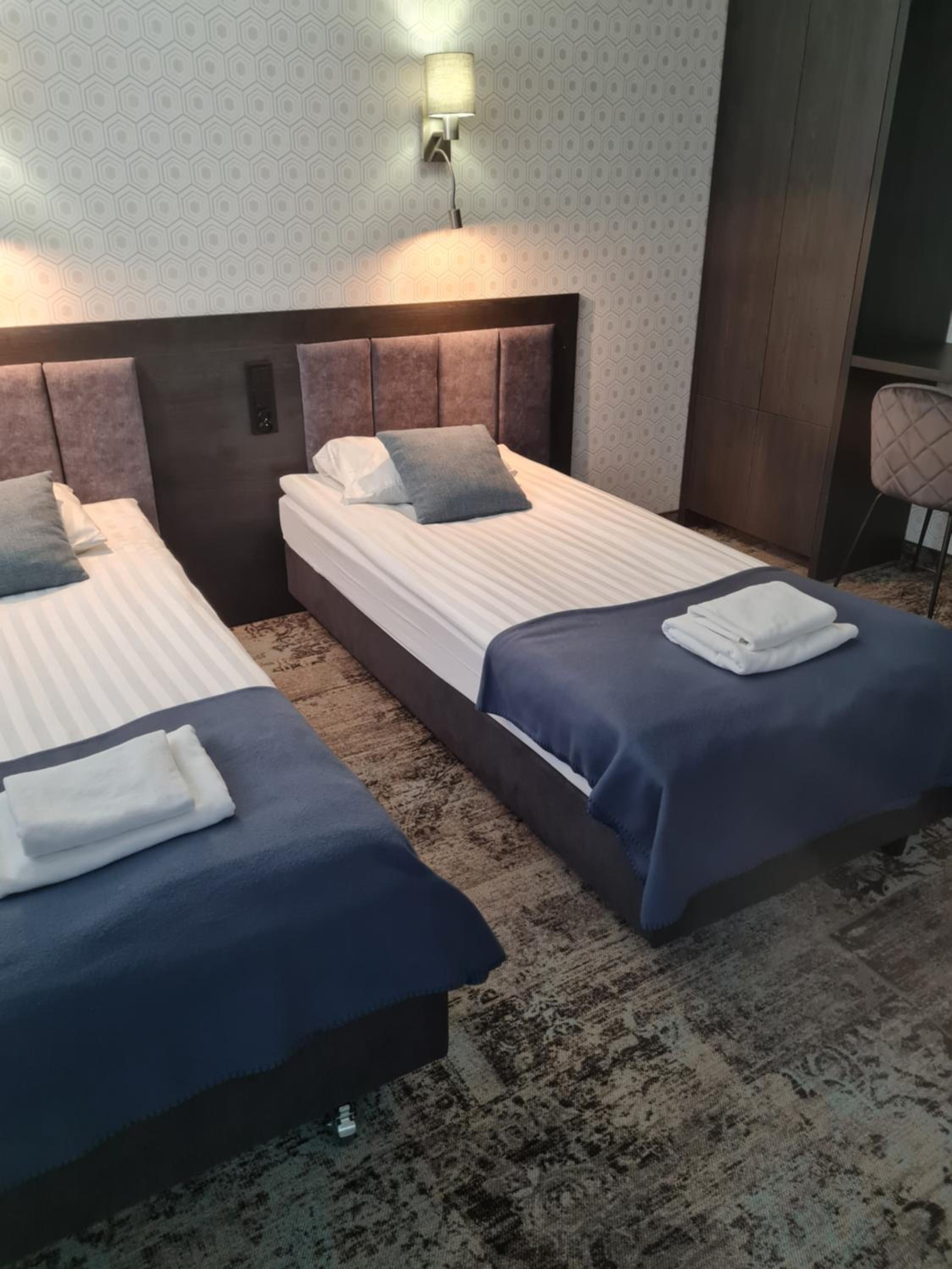 Superior Twin Room - Photo 7